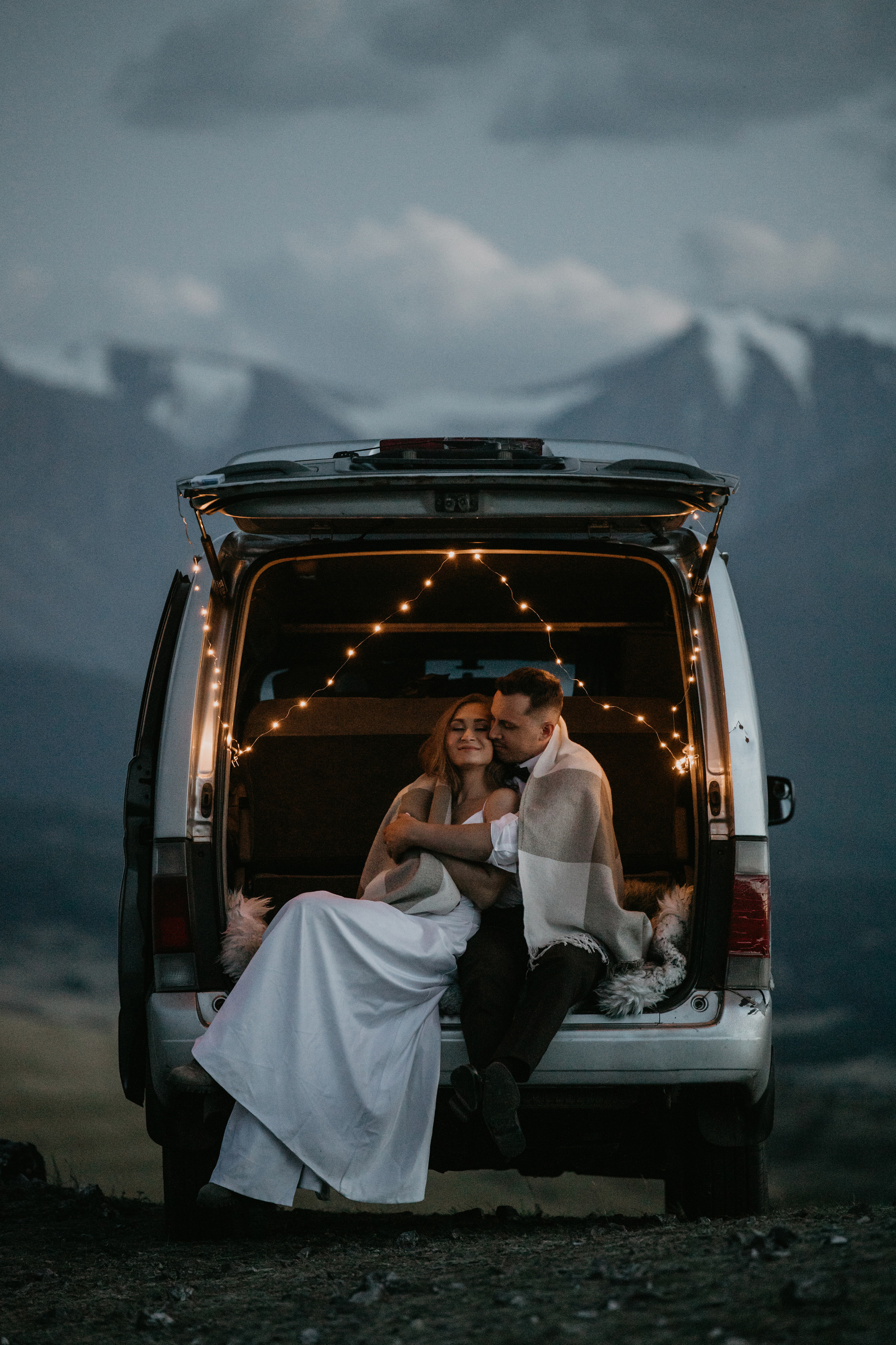 Mountain Elopement Wedding in Portland, Seattle, Bend & Oregon Coast | Kate & Igor | Georgy Shishkin Photography. Capturing Love in the Heart of the Pacific Northwes