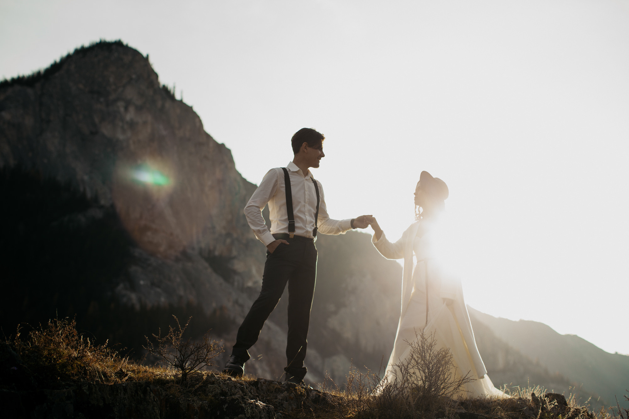 Alex & Olga’s Mountain Elopement | Wedding Photography by Georgy Shishkin  in Portland, Seattle, Bend & Oregon Coast. Capturing Love in the Heart of the Pacific Northwes