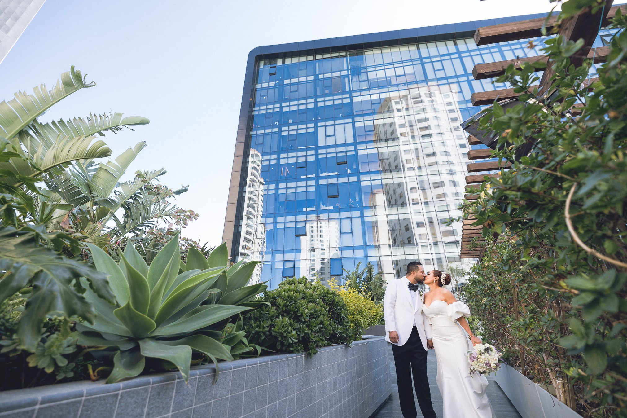 Quartz Boda Tijuana Gabo y Justina. Estudio de fotografia en Tijuana