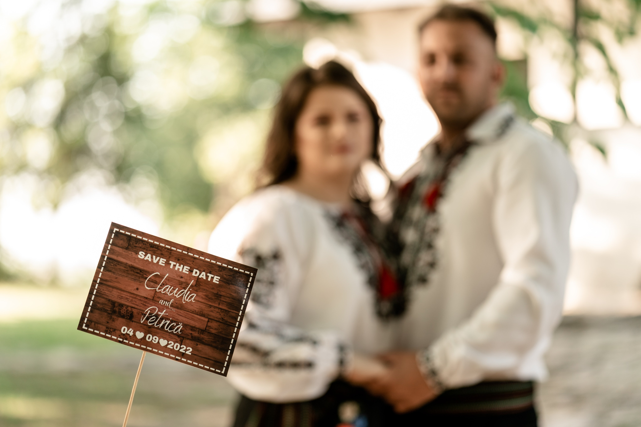 - save-the-date-petrică-claudia-ședință-foto-logodnă - cuplu-îndrăgostit-ședință-foto-romantică - anunț-nuntă-petrică-claudia-save-the-date - fotografii-save-the-date-iași-botoșani-suceava - petrică-claudia-poze-logodnă-foto-alin-chirilă - ședință-foto-pre-nuntă-save-the-date - save-the-date-poze-emotionante-cuplu - logodnă-foto-petrică-claudia-alino-foto-studio - ședință-foto-natură-cuplu-viitori-miri - alin-chirilă-fotograf-save-the-date-petrică-claudia