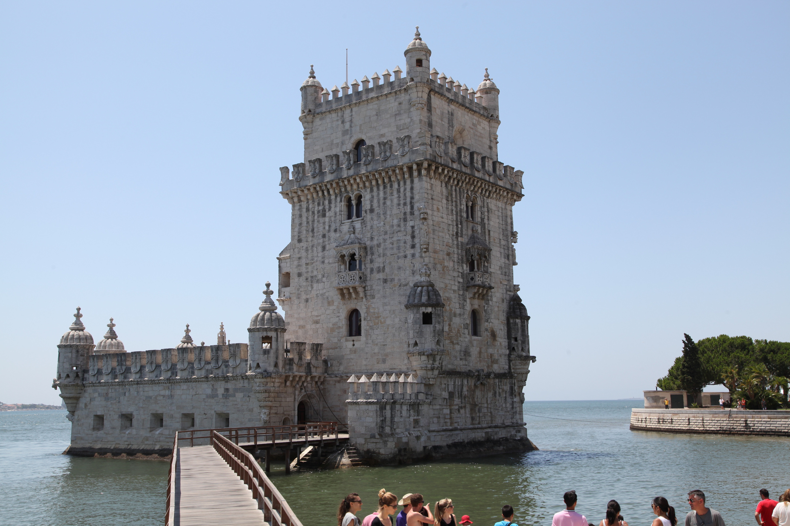 Le Portugal: Un Premier Voyage Mémorable en Couple. Photographe de mariage à Toulouse