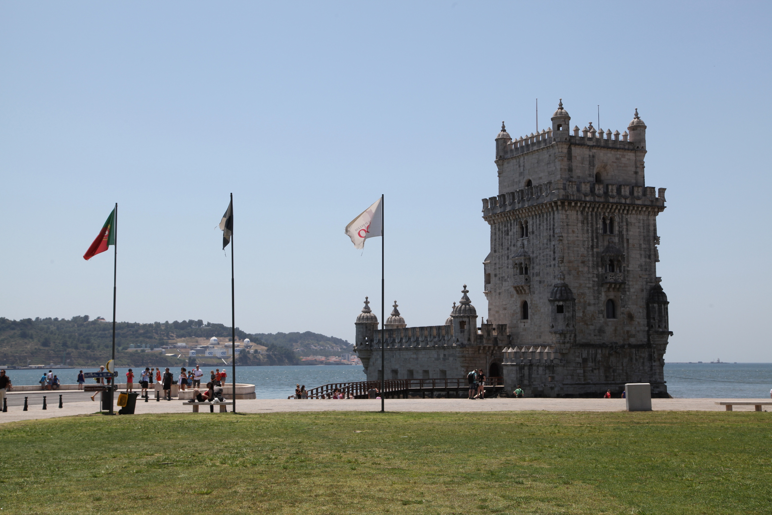 Le Portugal: Un Premier Voyage Mémorable en Couple. Photographe de mariage à Toulouse