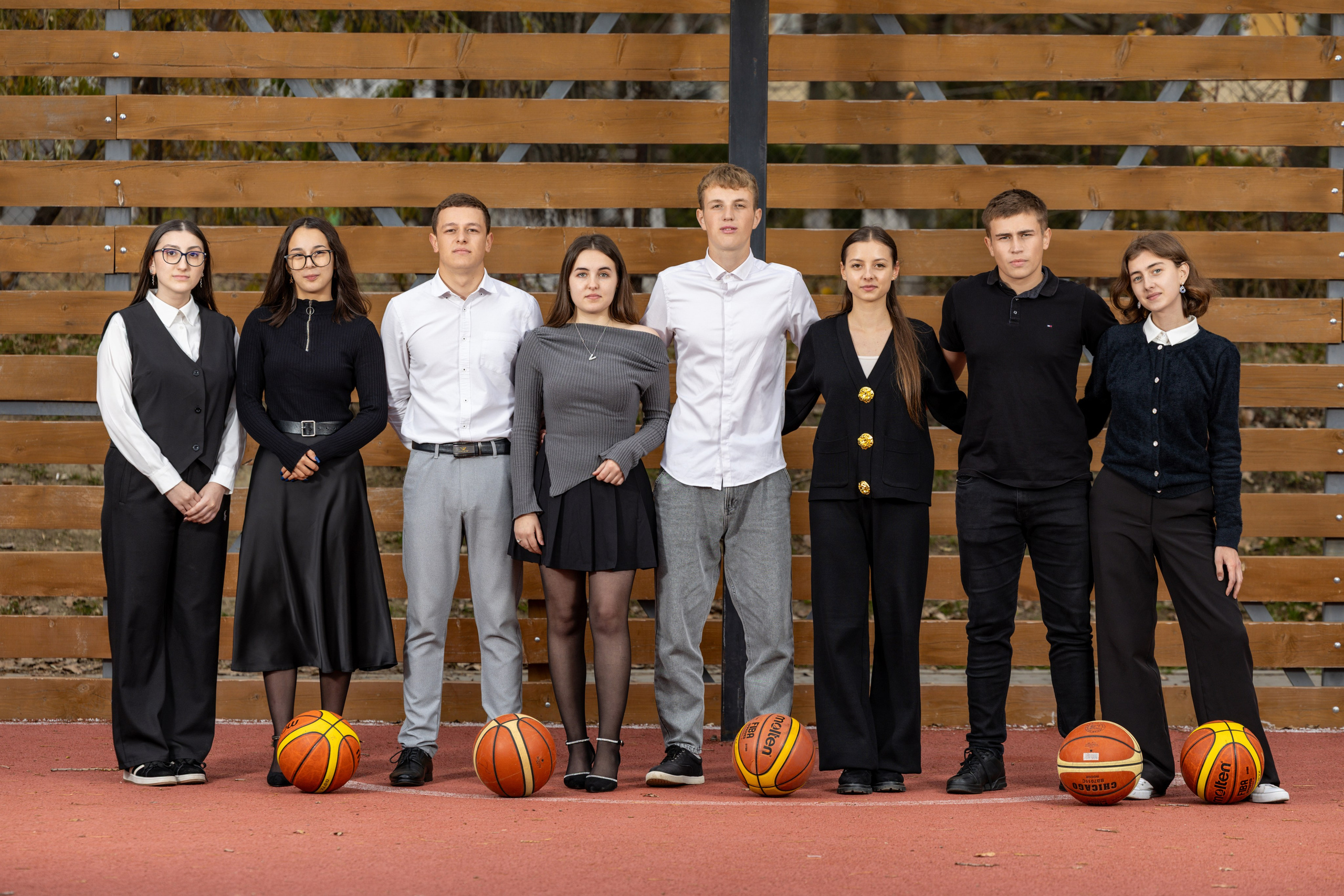 Albume de absolvire: gradinita, gimnaziu, liceu. Venete in Moldova