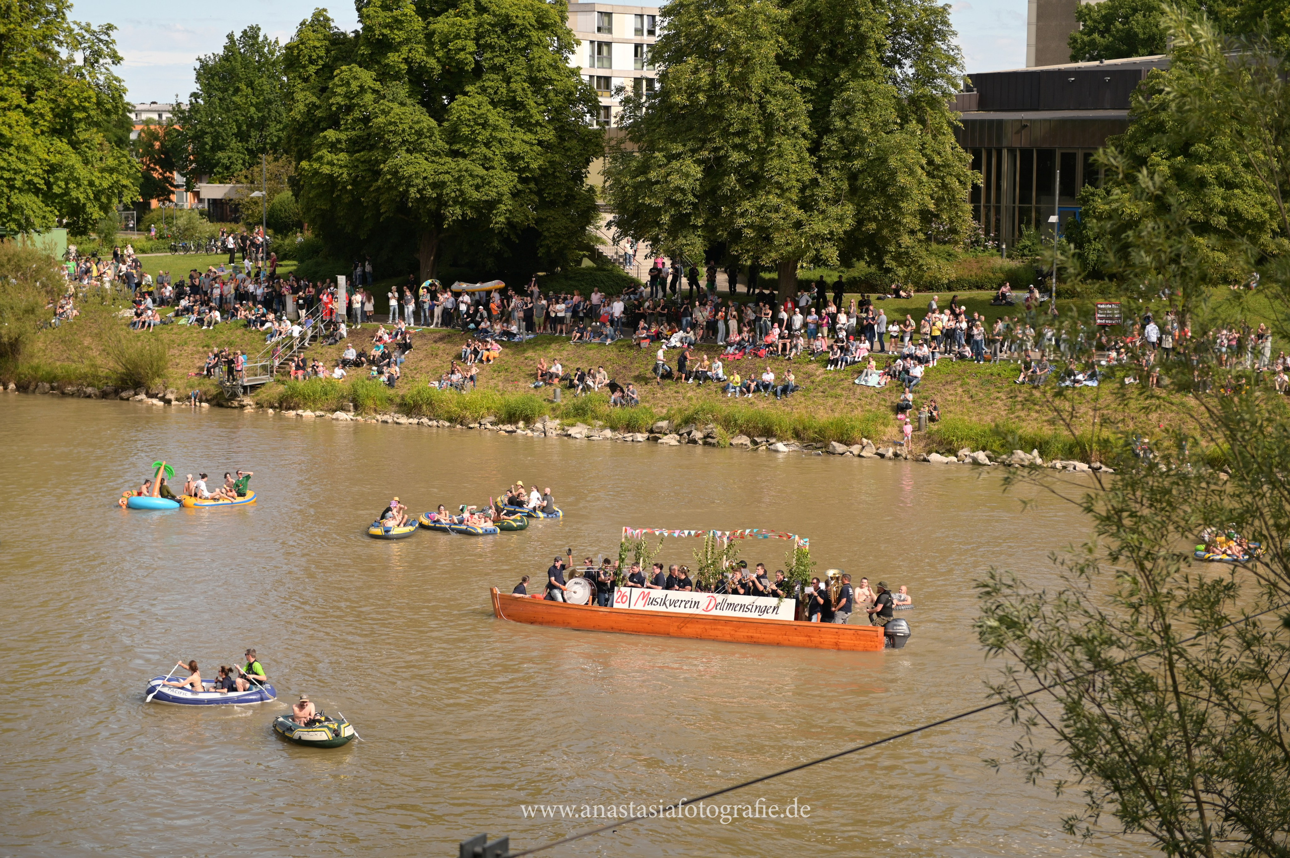 Nabada Ulm 2025. Newbornfotograf Kinderfotograf Ulm Familienfotograf Anastasia Neu-Ulm