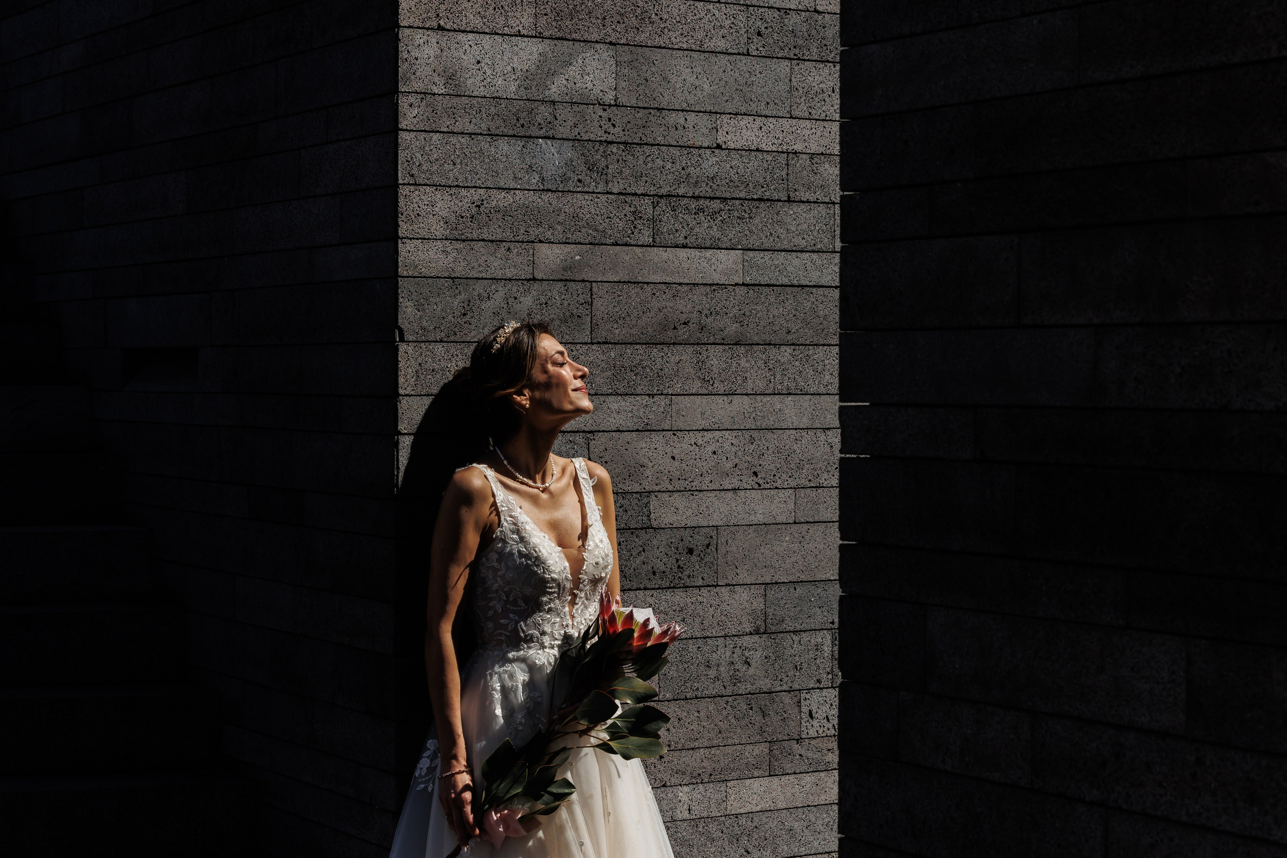 Madeira Elopement Photoshoot | Romantic Couple Session in Madeira Island. Lisbon Wedding Photographer | Elegant Wedding Storytelling