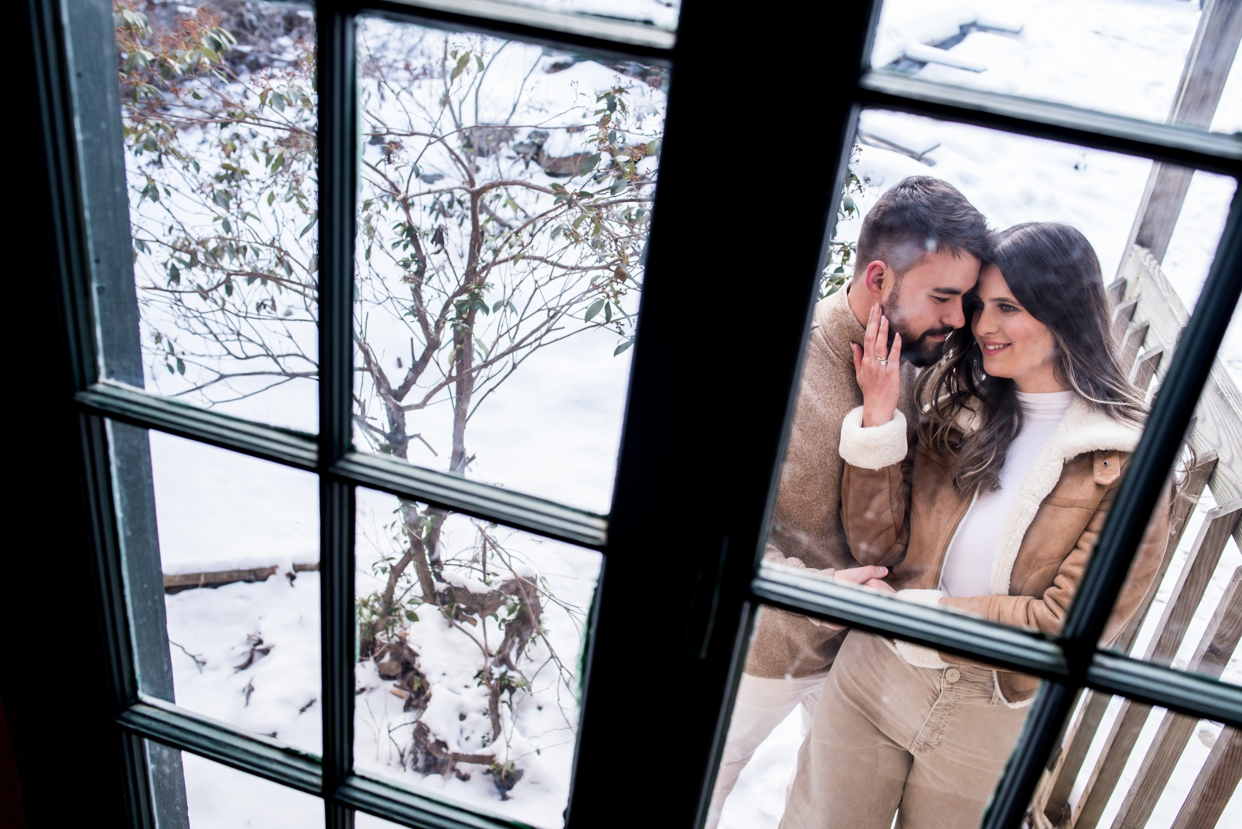 A Love Story in the Snow: Photo Shoot and Surprise Proposal. Wedding photographer in Orlando, Boston & New York Anderson Marques