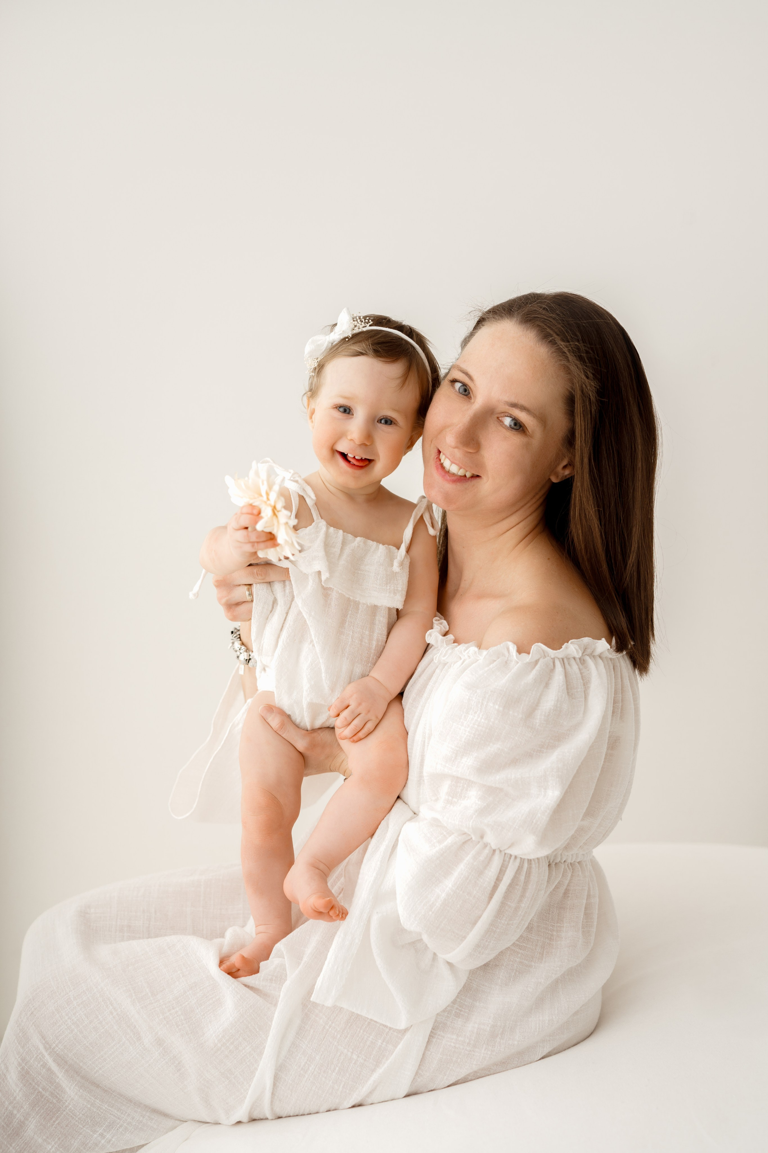 Sesja noworodkowa. Fotograf Łódź - sesja ciążowa, noworodkowa, dziecięca. Studio w Łodzi