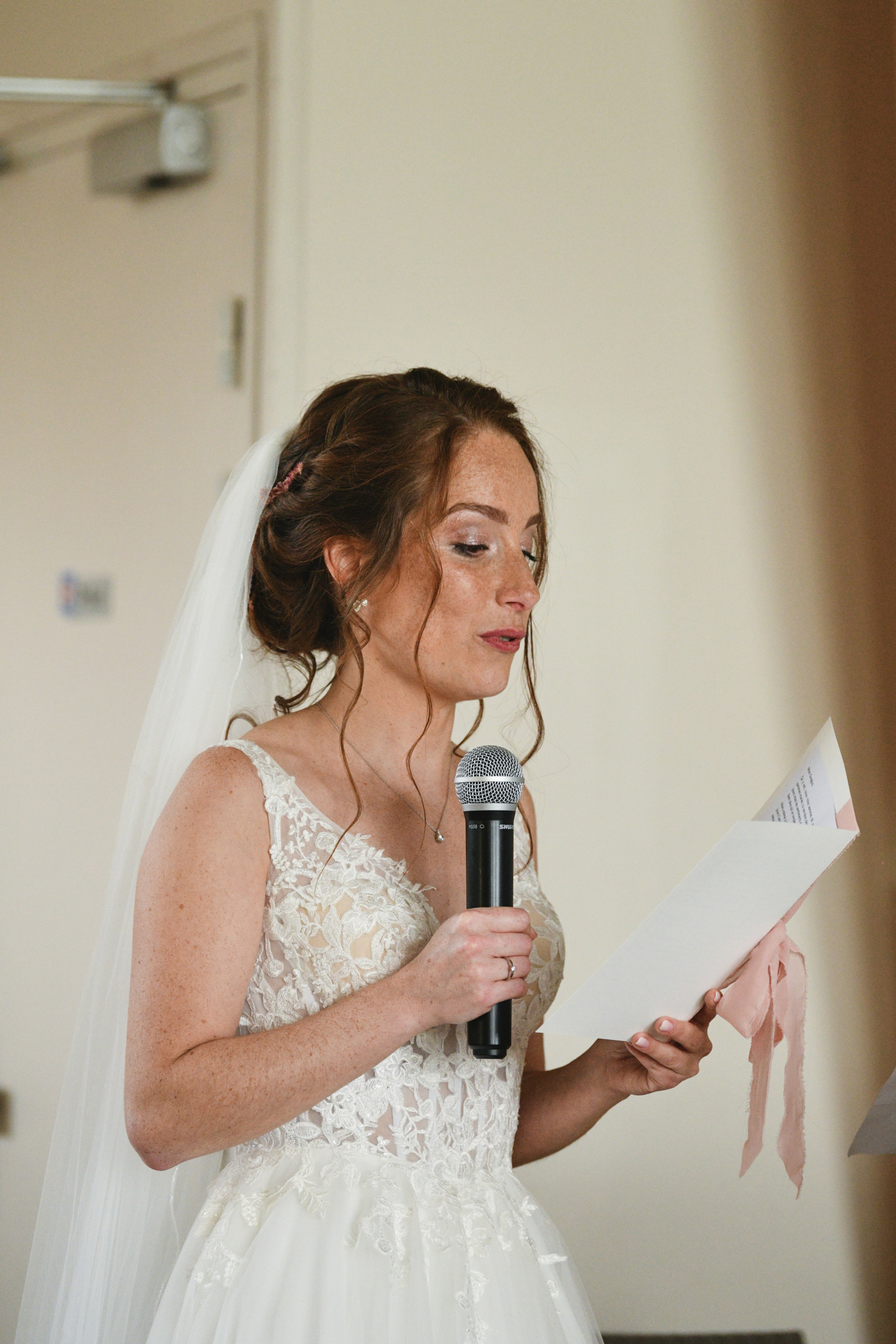 Photographe mariage Viroflay. Photographe de mariage, baptême, d’anniversaire, d’évènement à Versailles Gaudy Irina