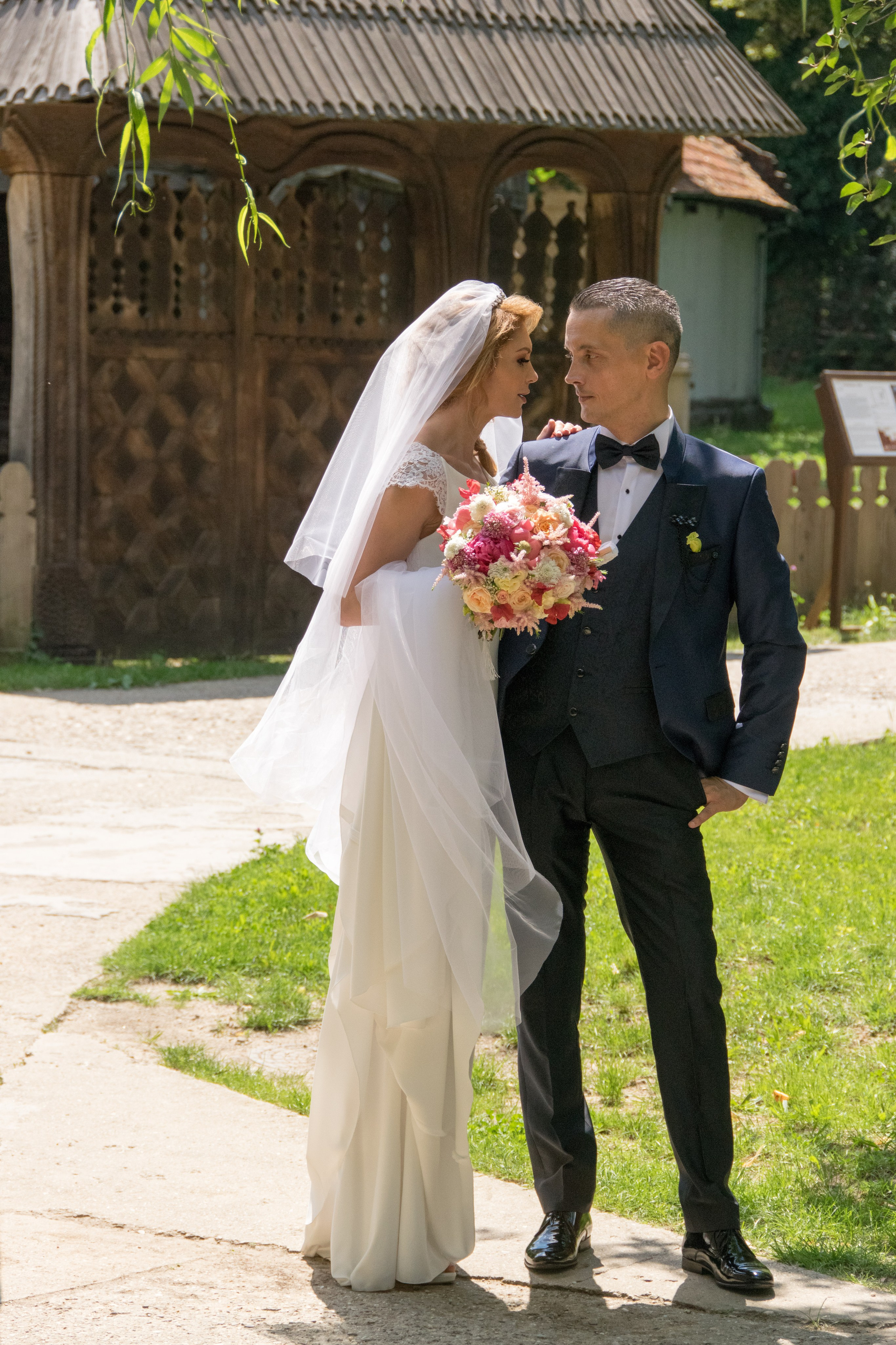 Cât ne costă nunta? Ghid complet pentru viitorii miri. Wedding photographer from Bucharest Eugen Elisei
