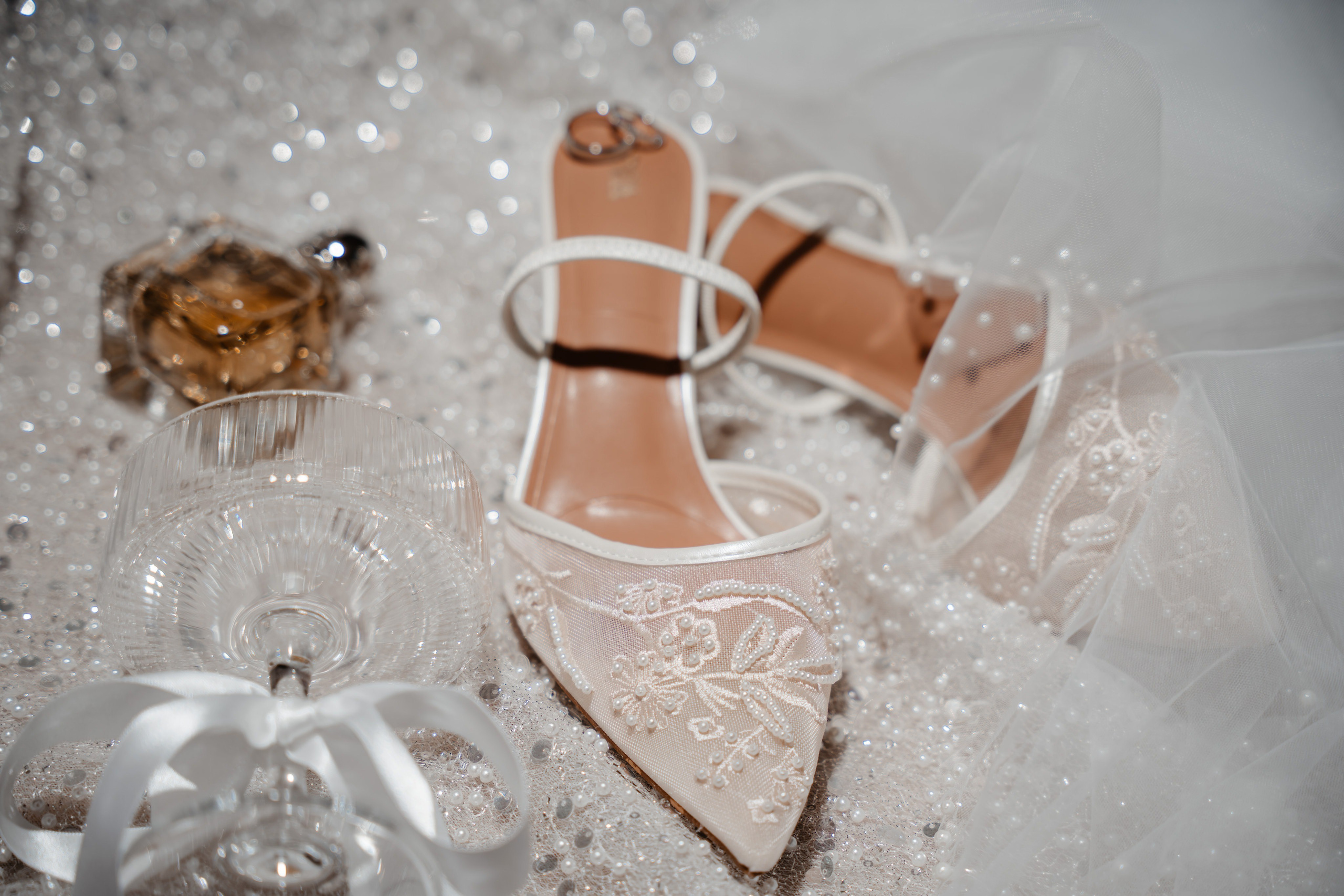 Catalina & Remus. Raw Studio. Fotograful tau de nunta!