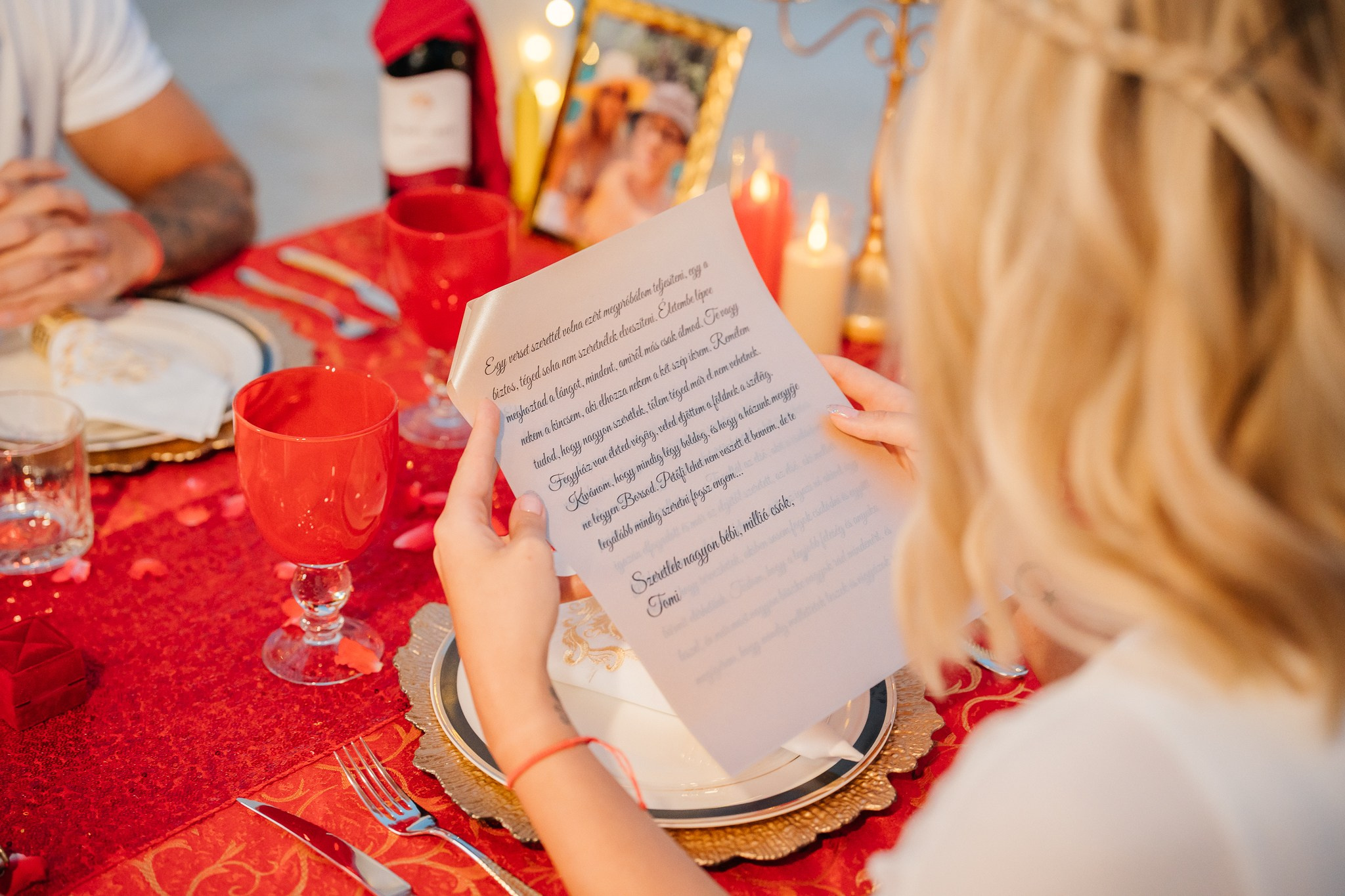 Declaration of Love. Romantic proposal on Koh Samui, Thailand