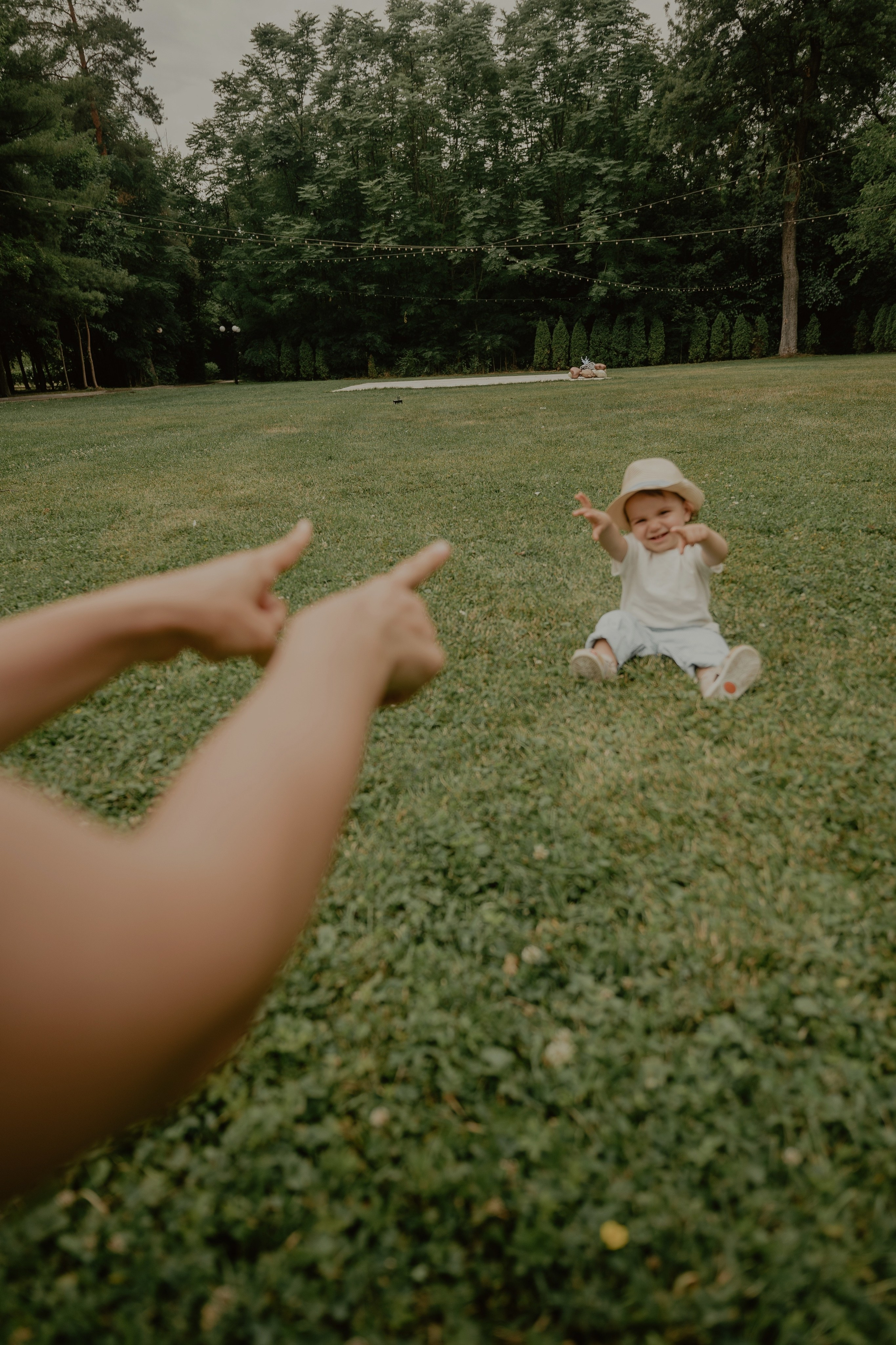 Armin — Micul explorator împlinește 1 an. Emotions Photo Art