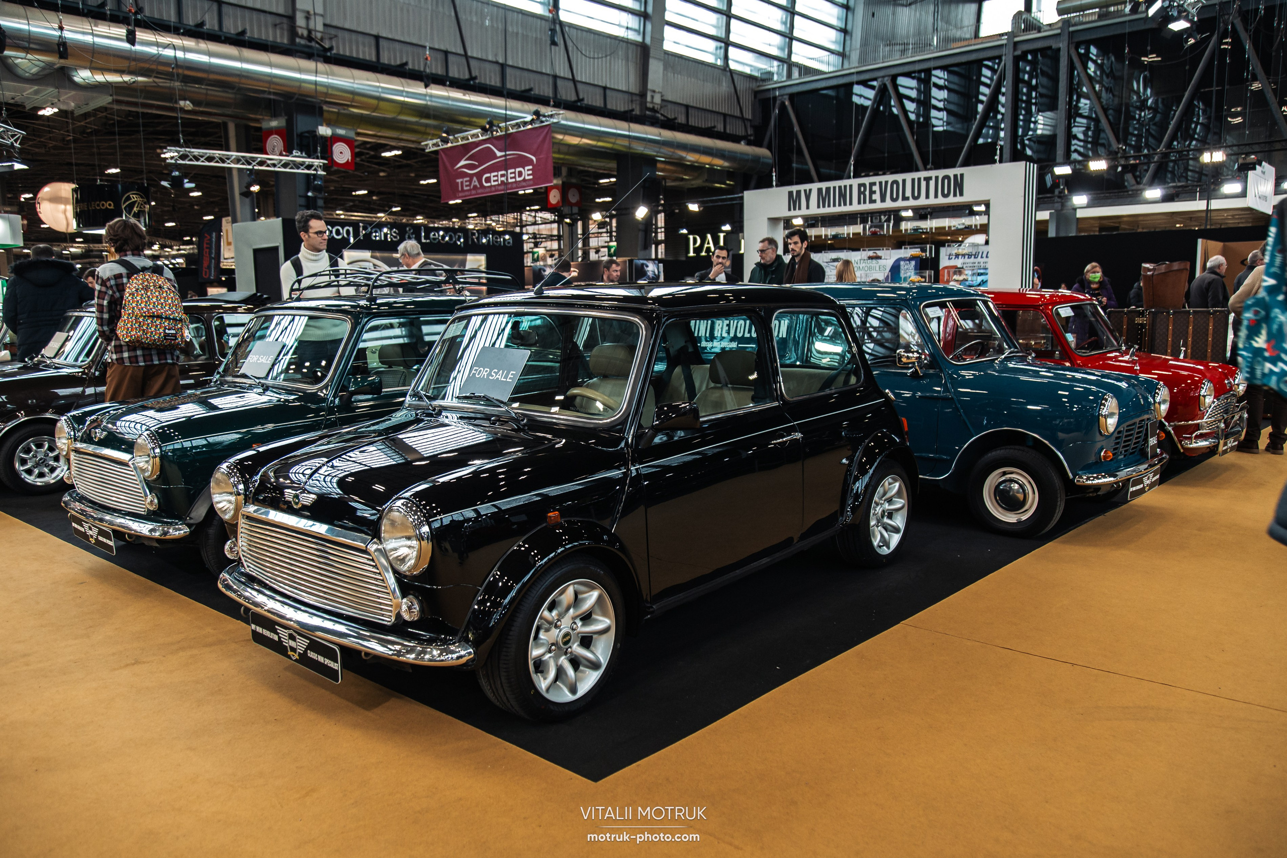 Retromobile 2023. Photographe de voitures à Paris — Vitalii Motruk