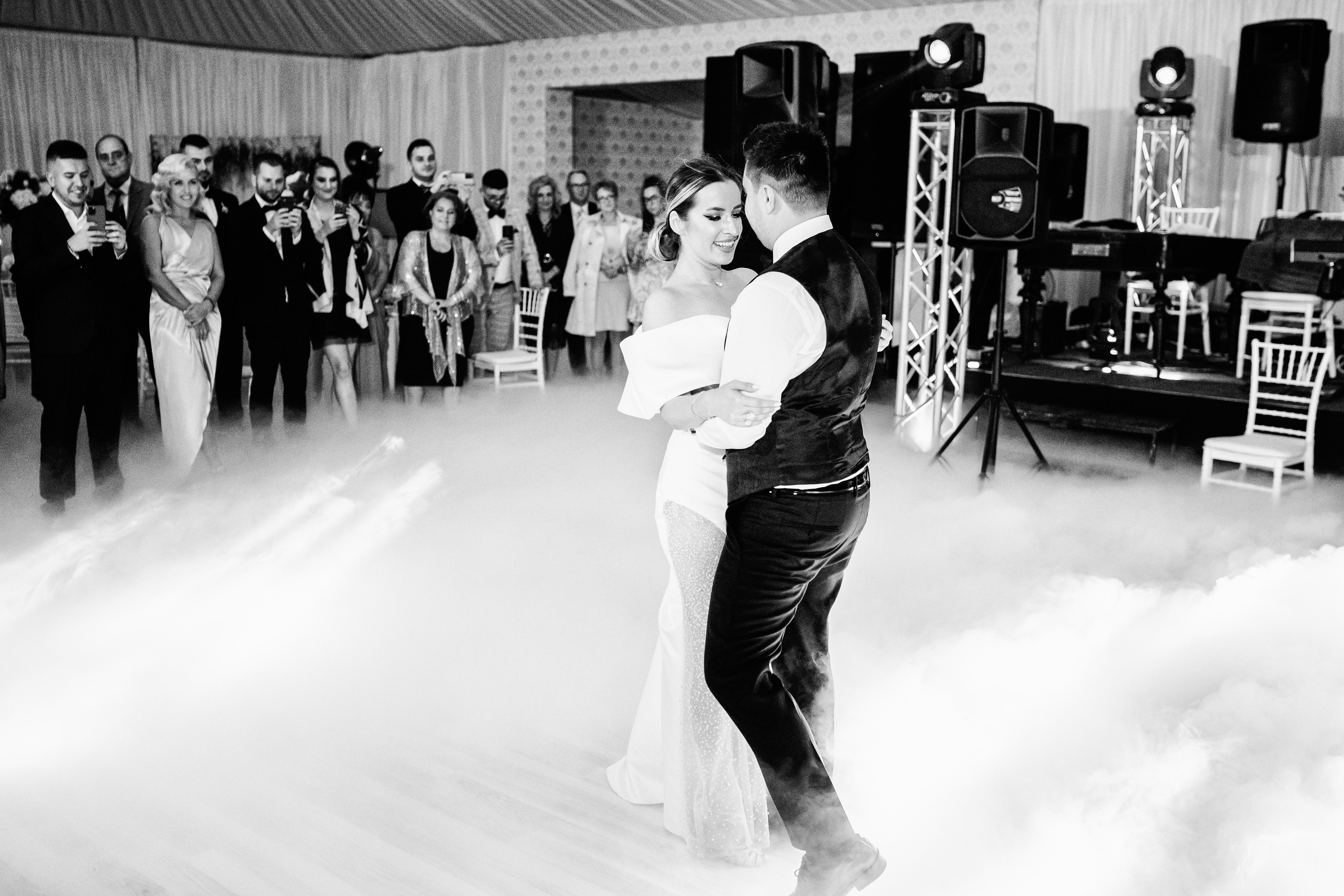 Wedding photography. Acasă