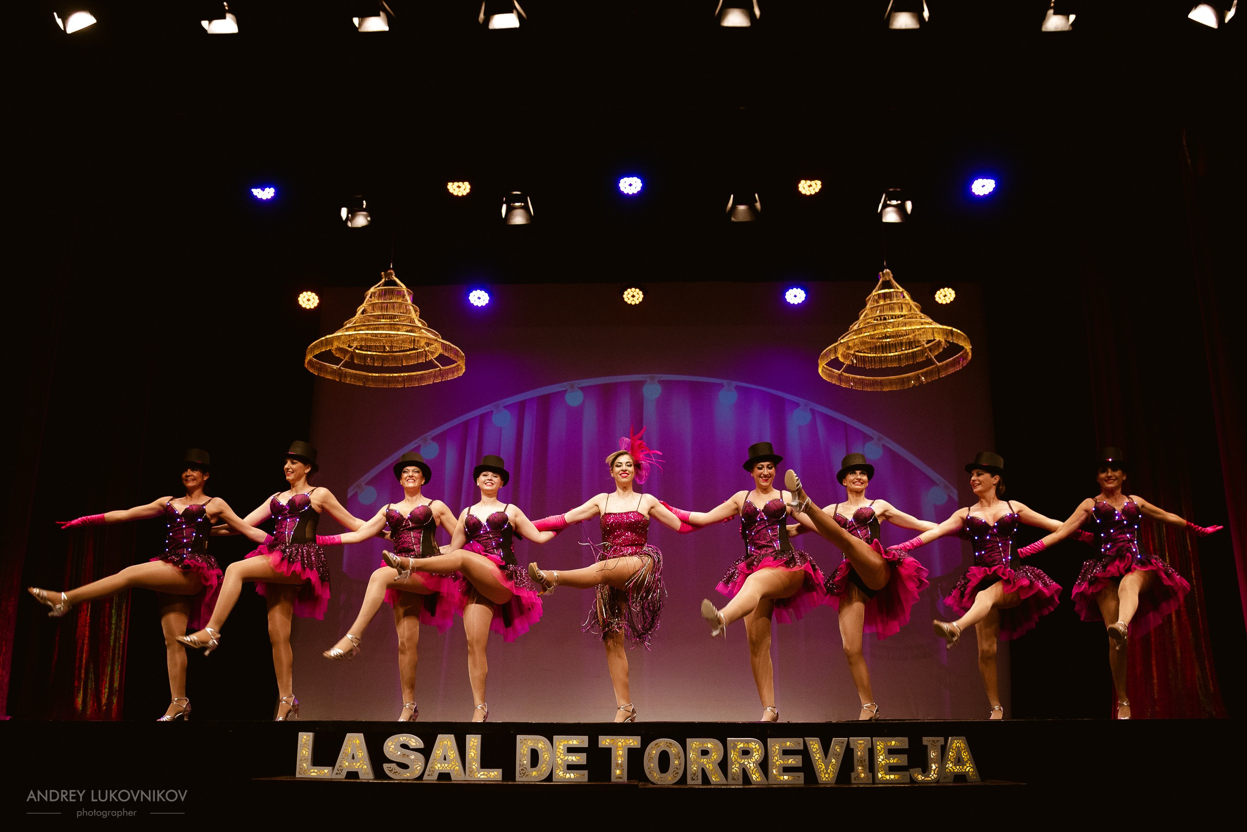 Reportaje fotográfico y rodaje entre bastidores del concierto de La Sal de Torrevieja en España