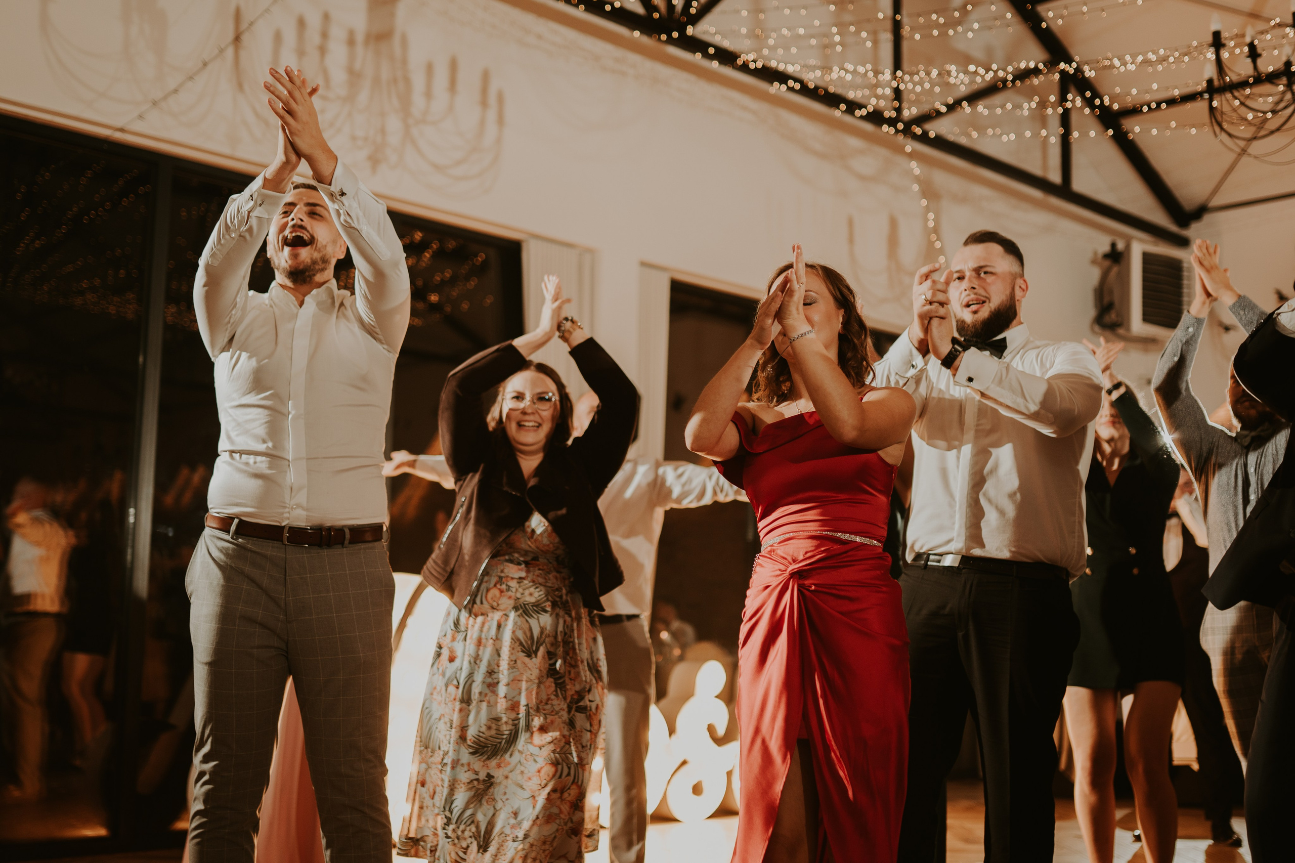 Trzy Drzewa: wspaniała uroczystość Wiktorii i Kamila. Karkowskafoto - fotografia miłości