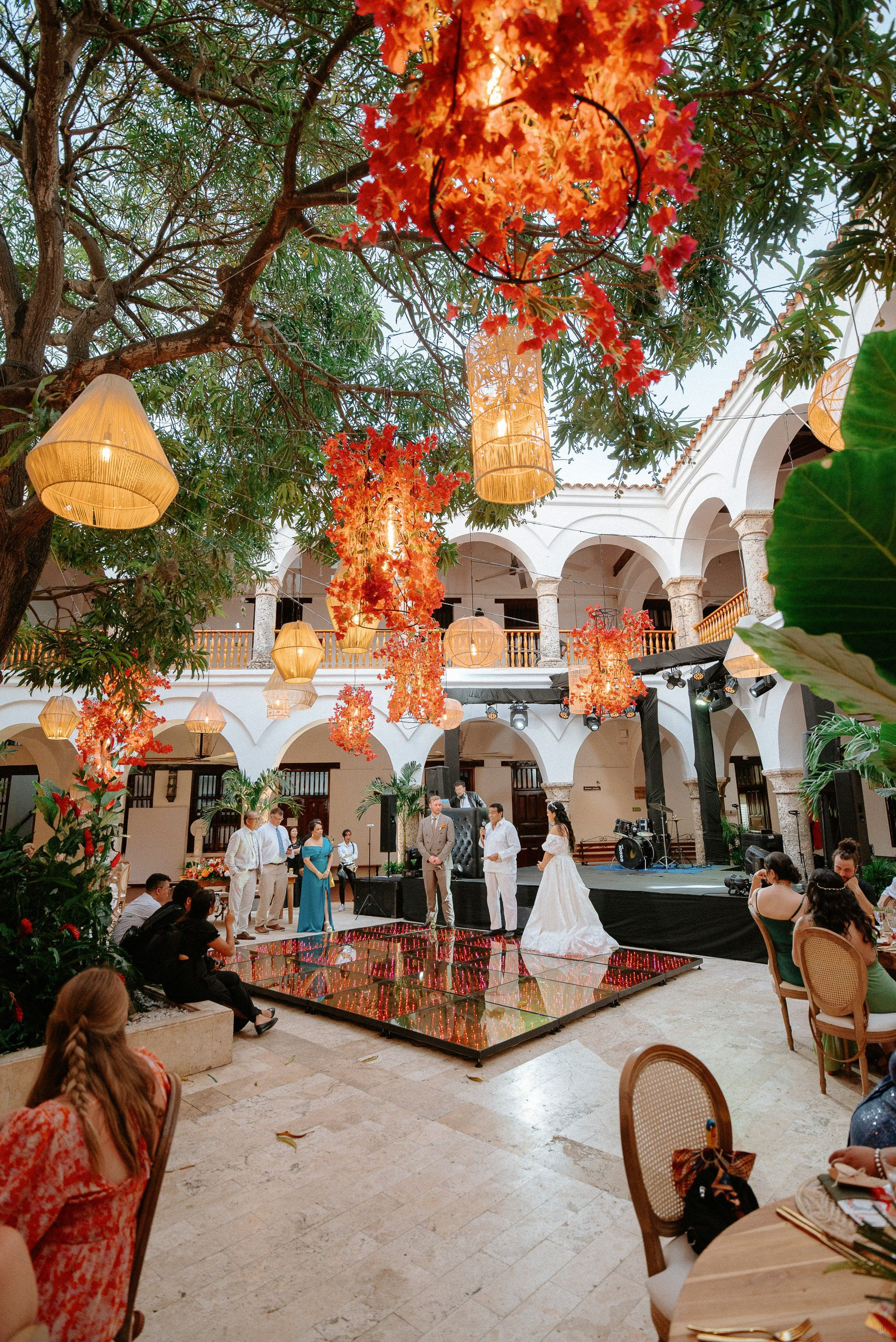 Cindy + Garrett | Destination Wedding Photos in Cartagena 2025 – César Vanegas Photography. César Vanegas Photography | Wedding & Travel Photographer | Cartagena, Colombia