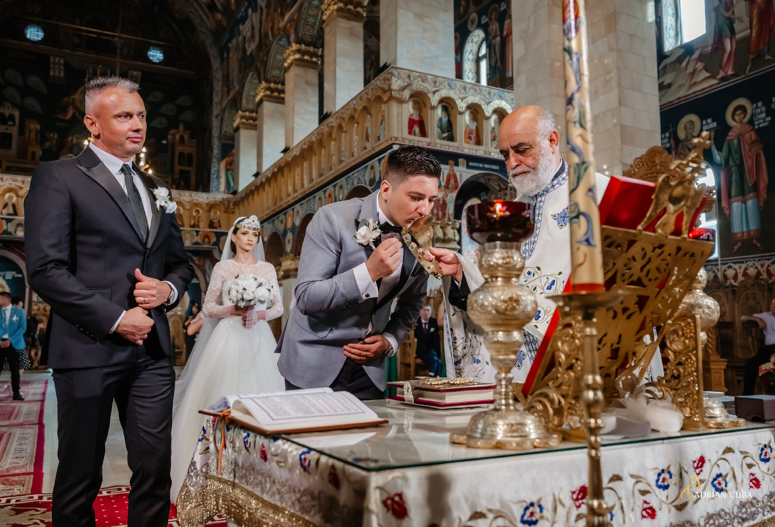 Fotograf nunta Iasi | Adrian Cuba — servicii profesionale de fotografie de nunta