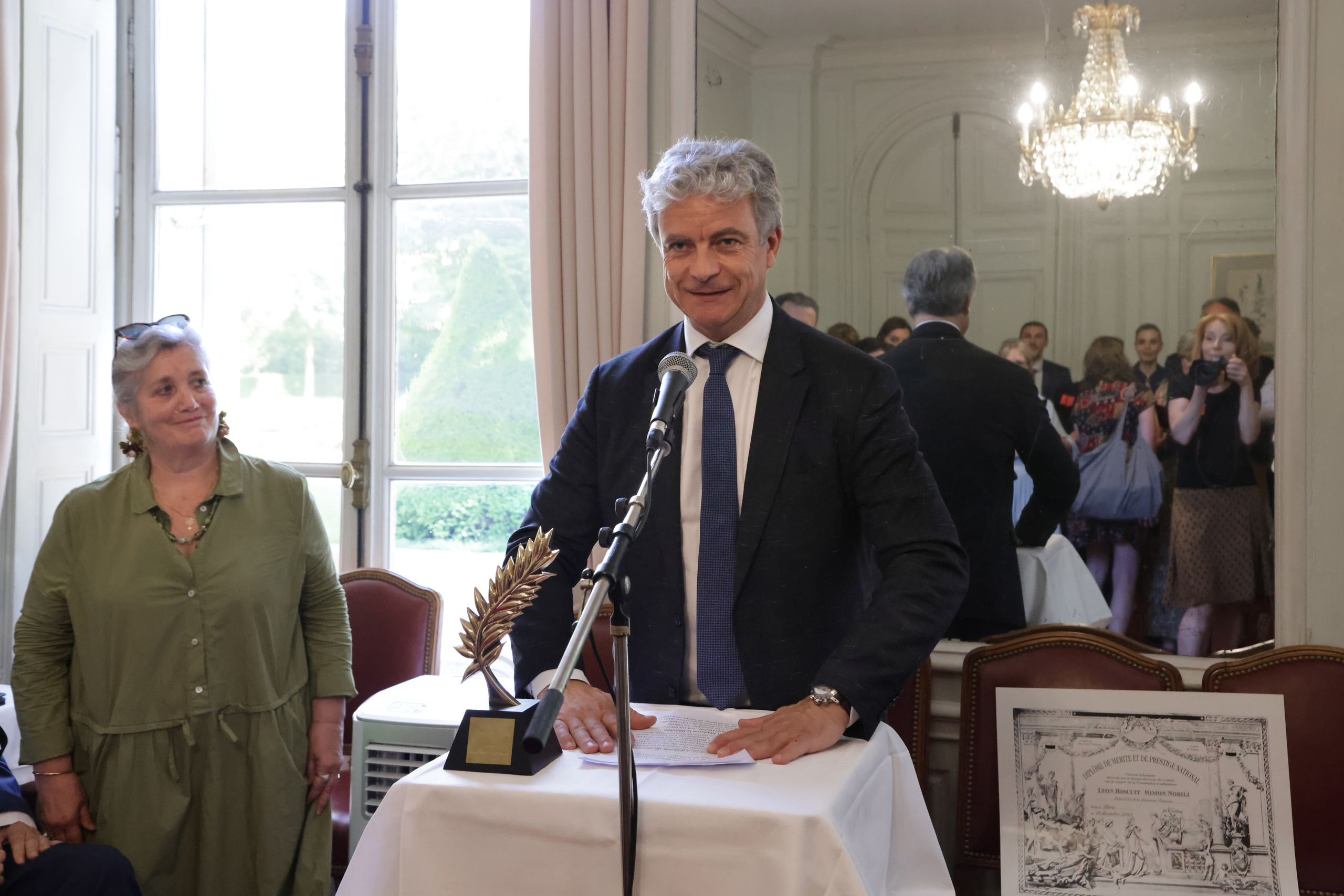 LYON BISCUIT (Sénat). Natalia Bogdanovska. Films et photographie corporate en France