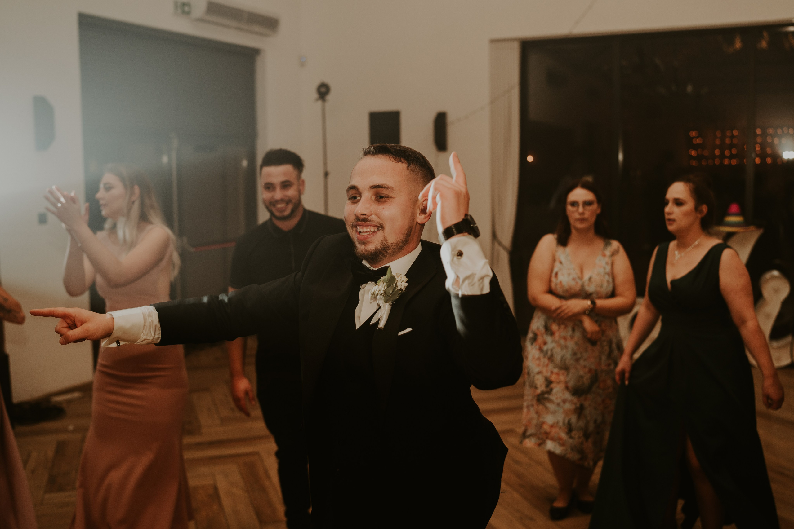 Trzy Drzewa: wspaniała uroczystość Wiktorii i Kamila. Karkowskafoto - fotografia miłości