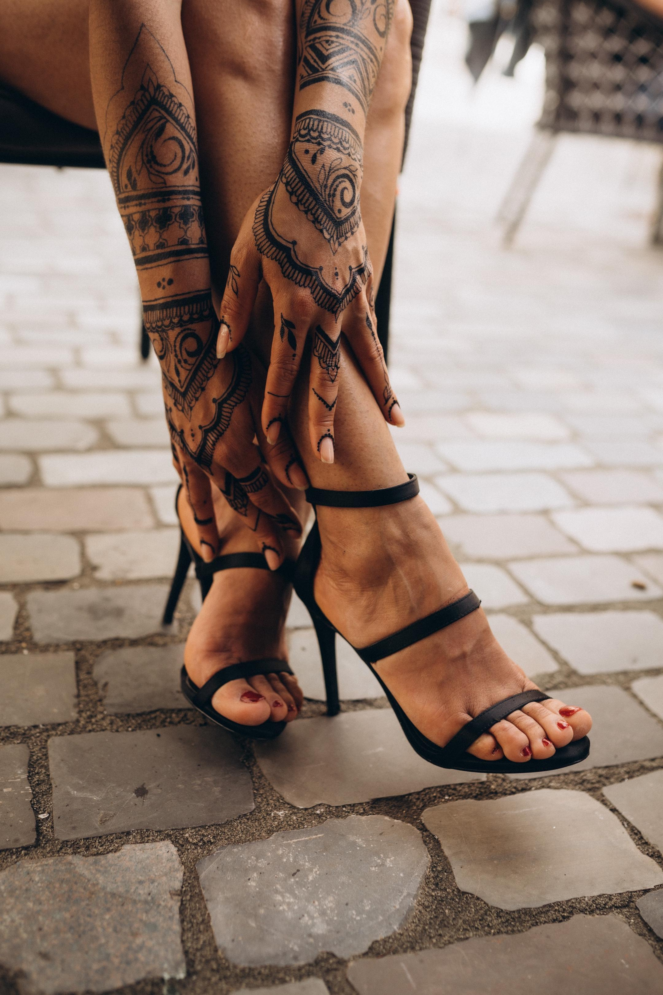 Hennakunst. Fotografie und Henna Kunst in Köln — Sylvette Loda