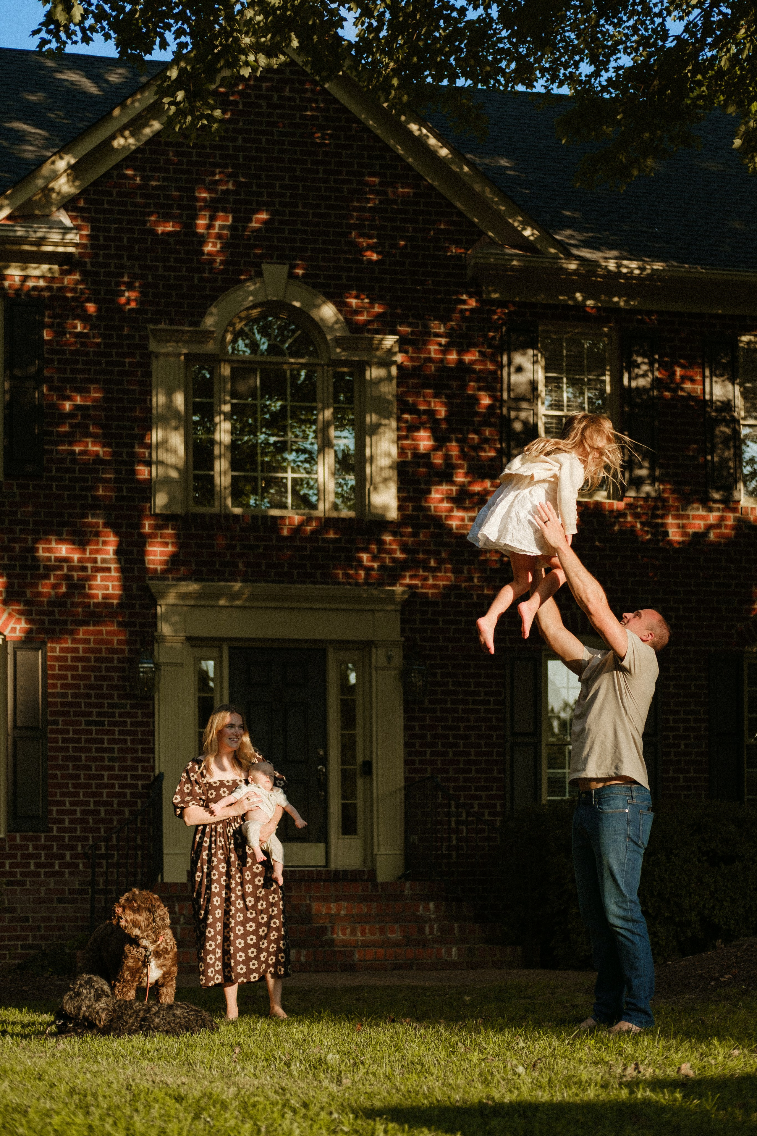 Family Photography Portfolio | Artistic & Documentary Family Sessions in Richmond, VA. Family Photographer Anna Dobrovolskaia | Richmond, VA