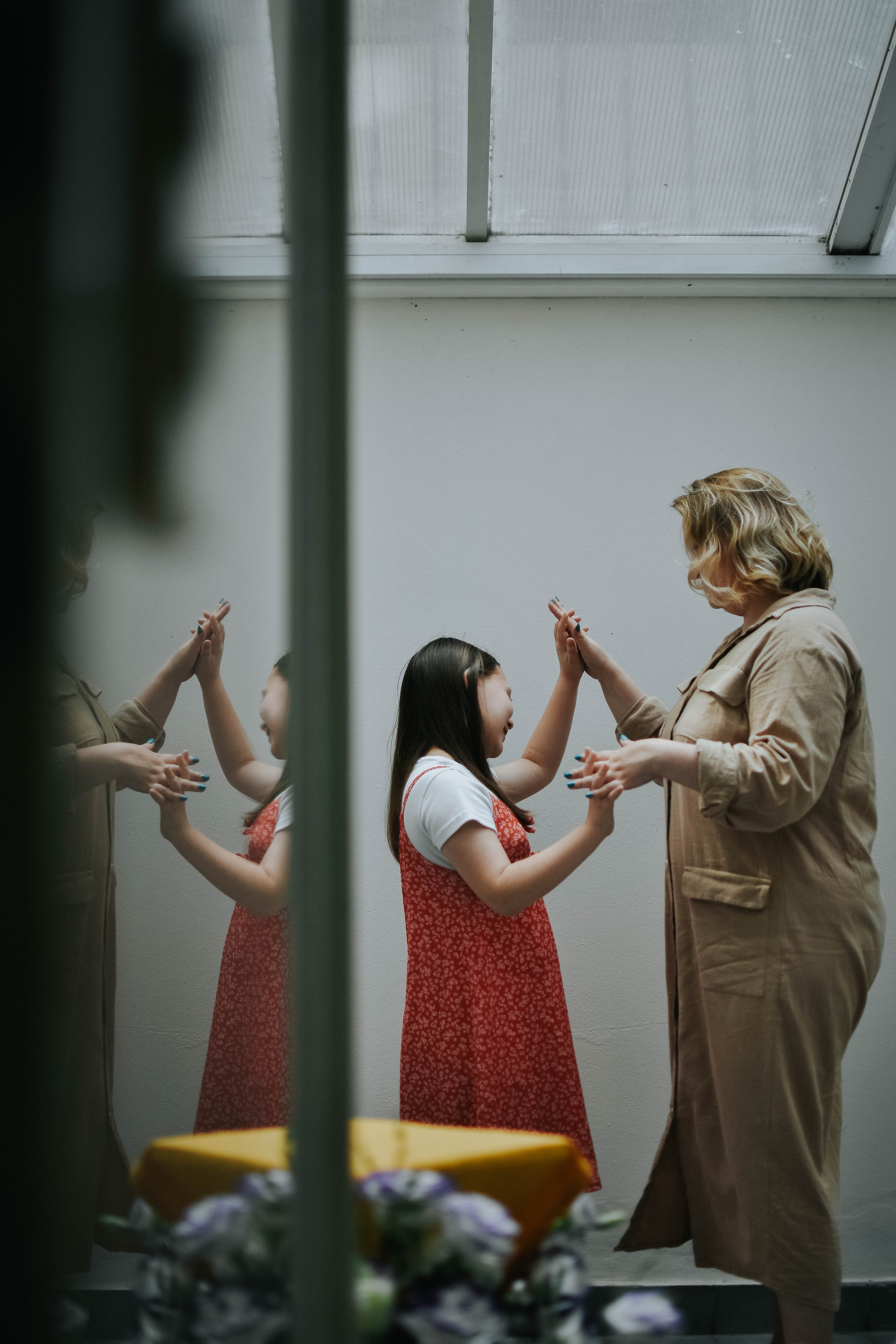 Dasha and Mira. Photographer @elmirkami in the city of Buenos Aires