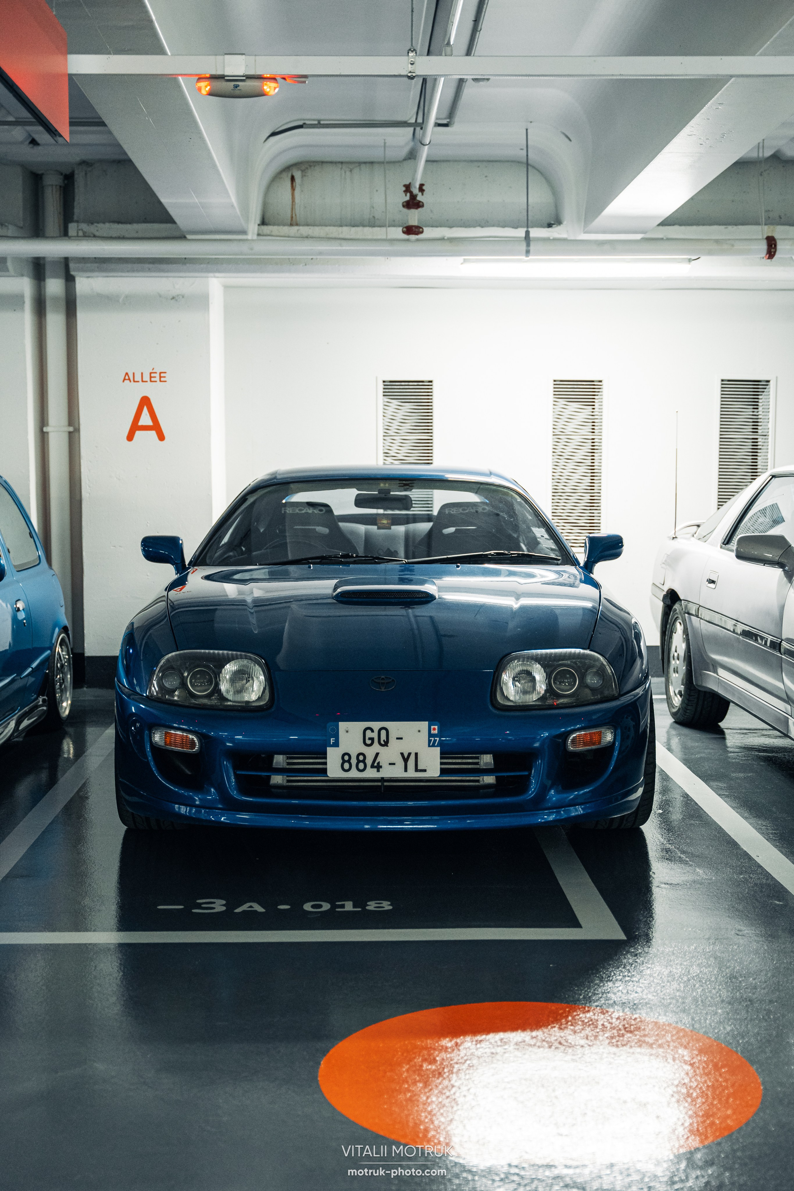 Chika Japan 7. Photographer in Paris — Vitalii Motruk