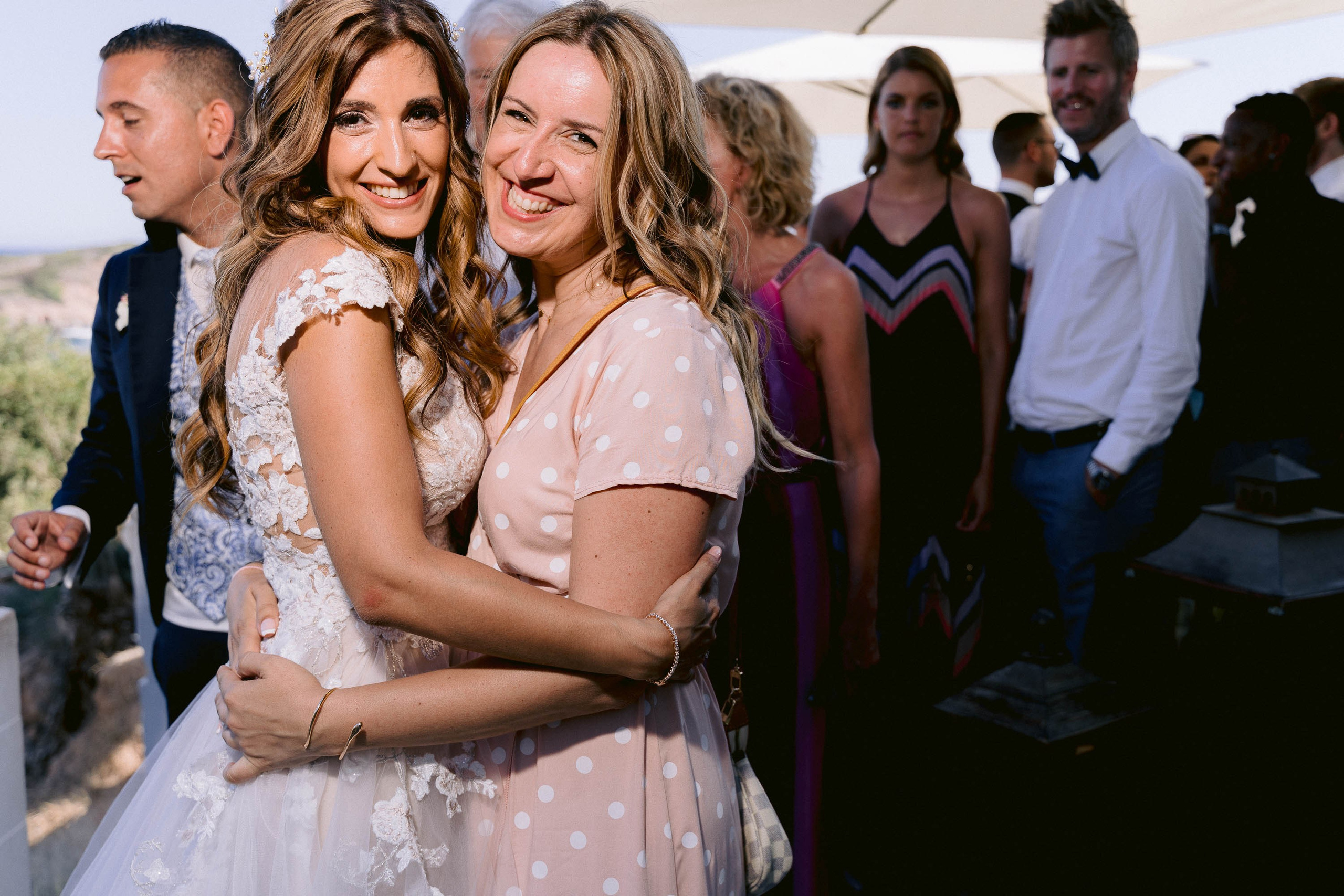 Wedding in Mallorca at Mhares Beach Club. Mallorca Wedding, Corporate & Social Photographer