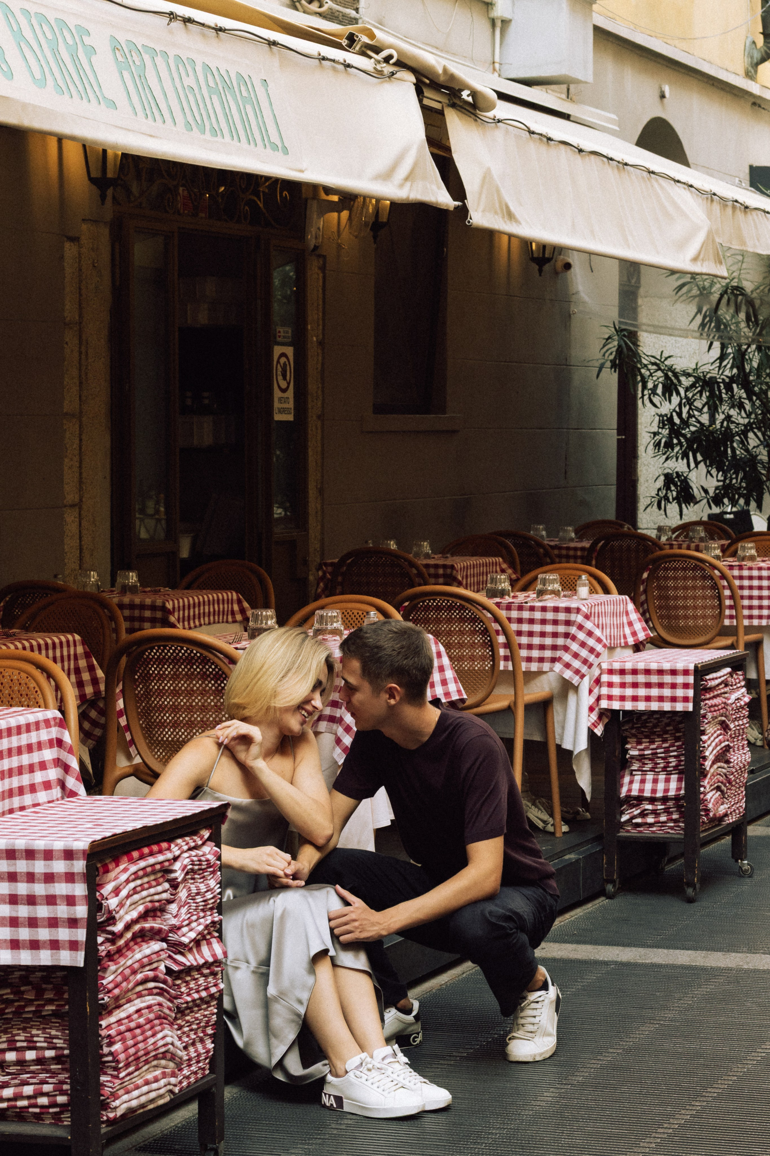 Brera streets couple photoshoot Milan