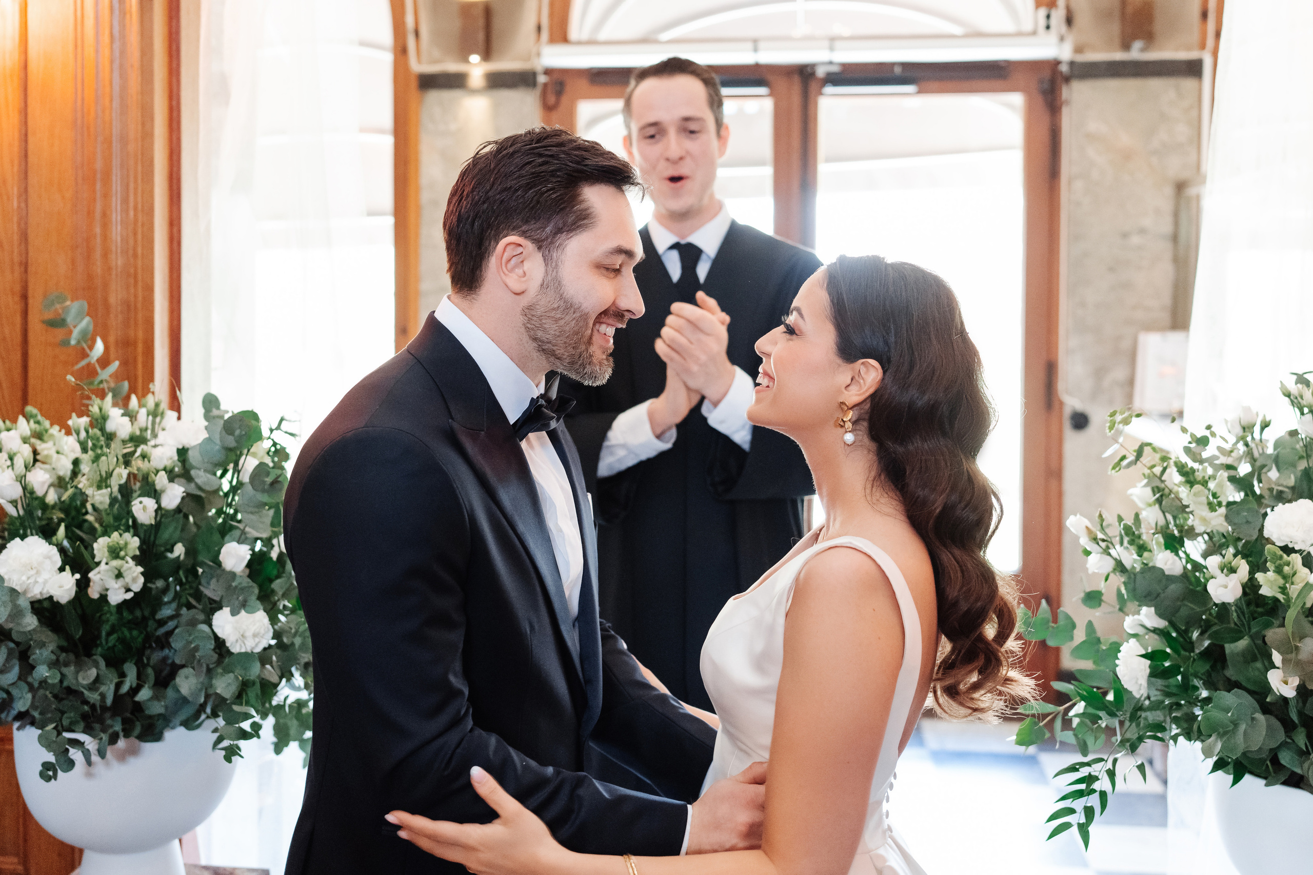 Wedding photographer in Tallinn. Wedding Photographer in Marbella, Como, Tuscany, Cannes