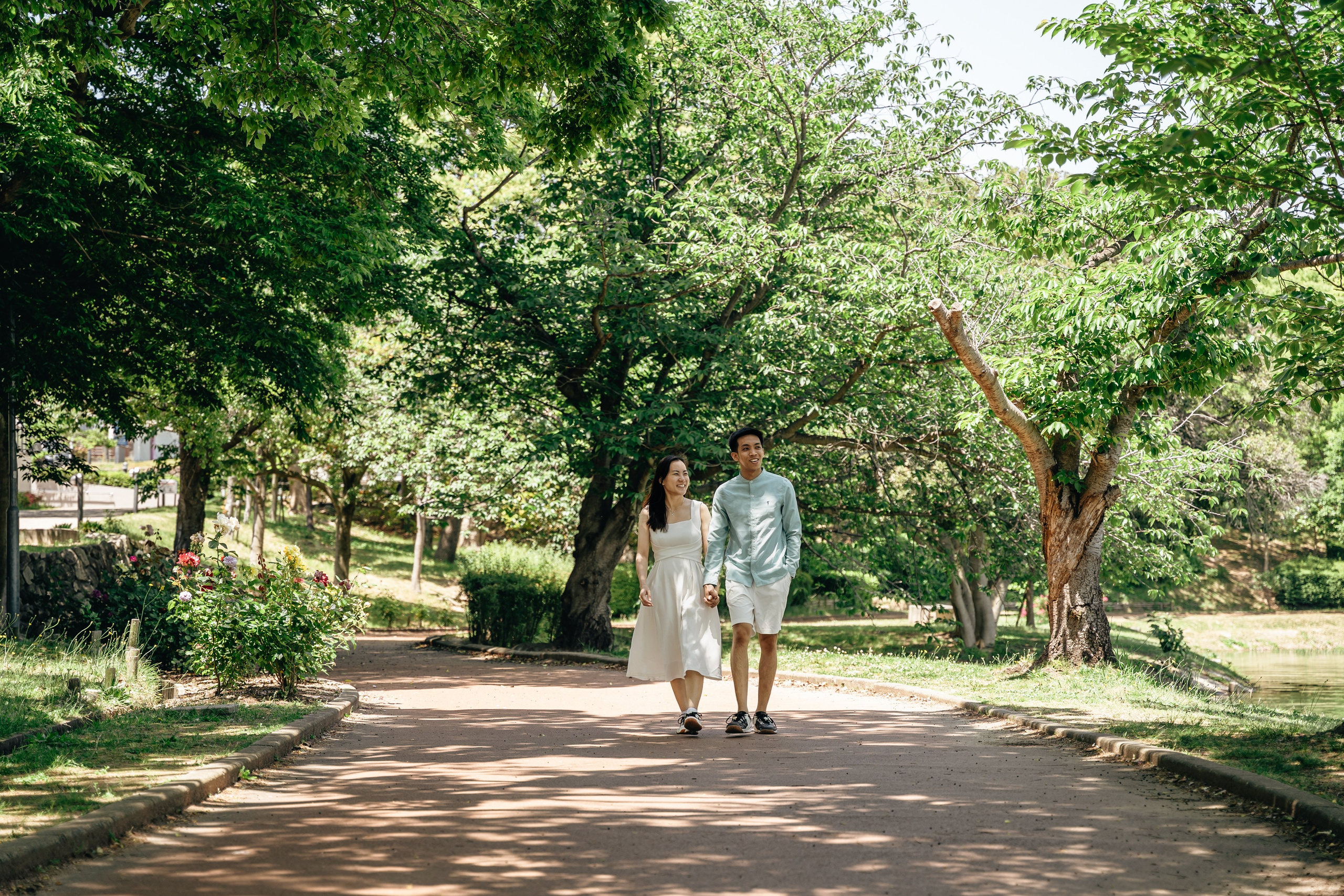Fukuoka Couple Photoshoot: Roses, Totoro Forest & Sunset Love Story
