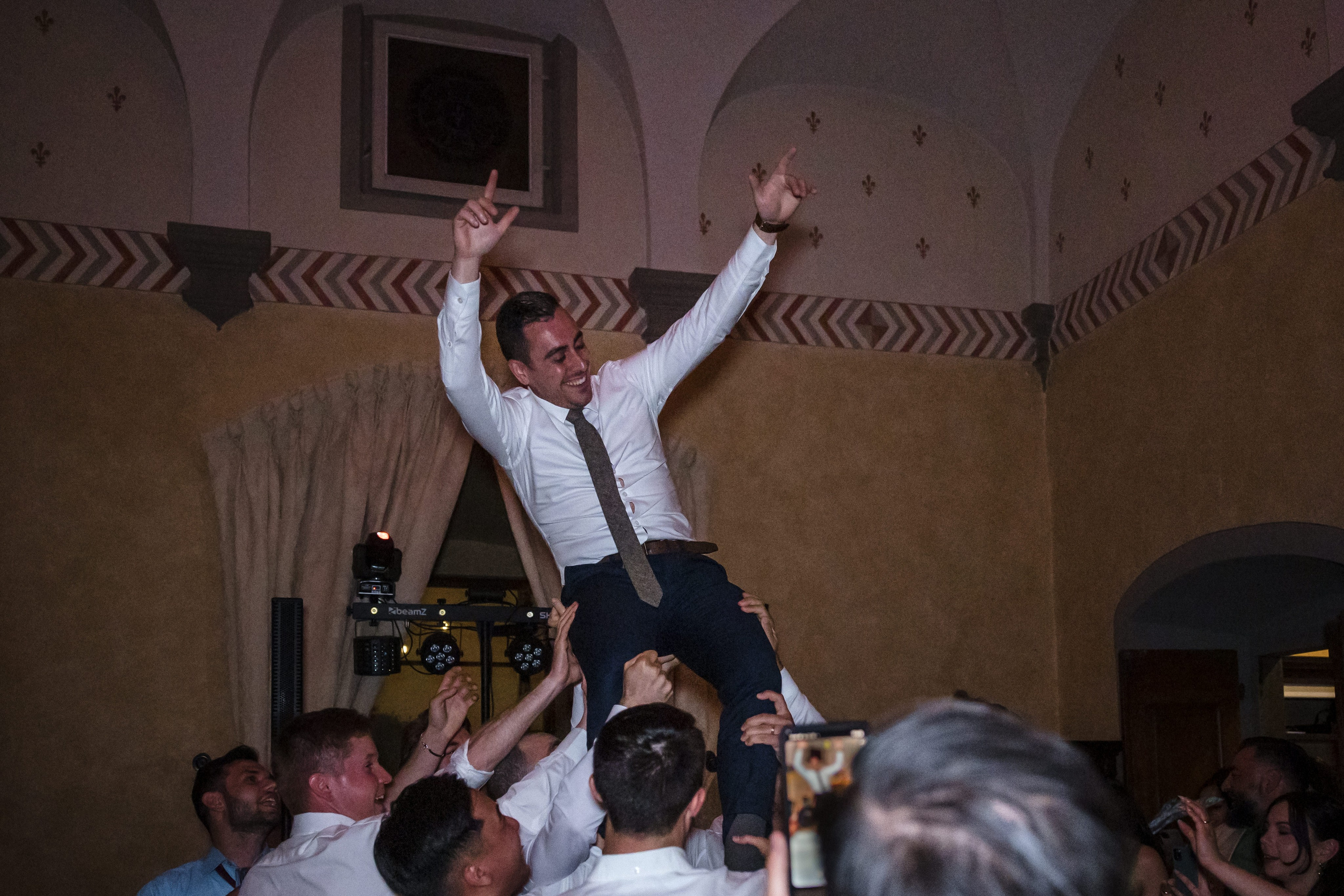 Luxury Destination Wedding in Tuscany | Castello Vicchiomaggio. Lisbon Wedding Photographer | Timeless Documentary Wedding Photography