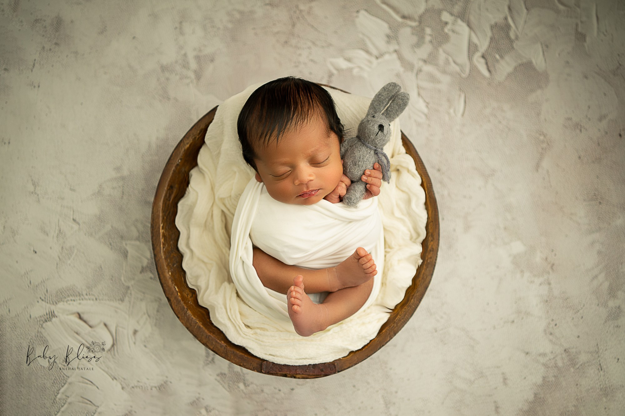 Newborn Photographer in Doha | Luxury Baby Photography Qatar