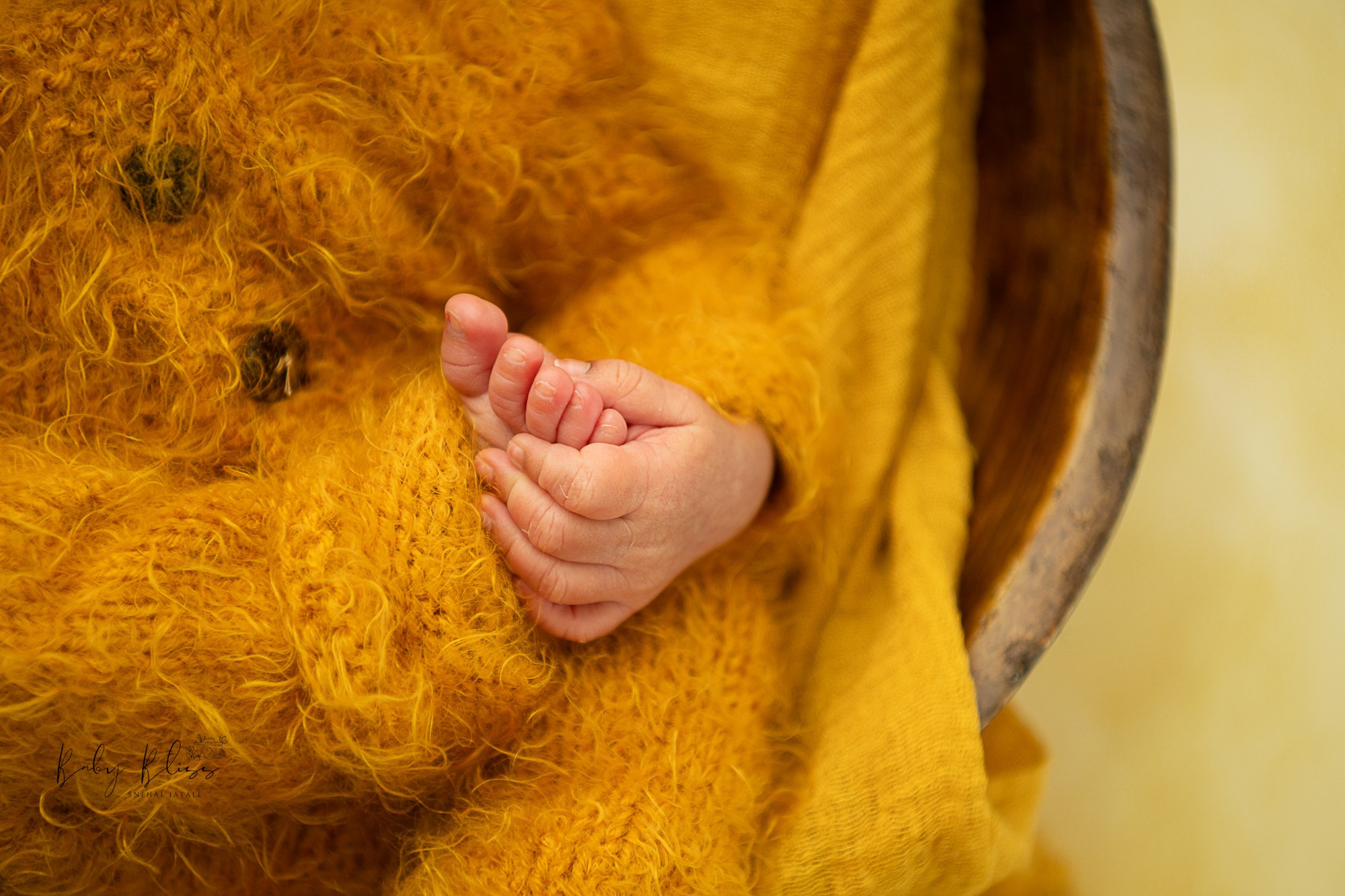 Newborn Photographer in Doha | Luxury Baby Photography Qatar