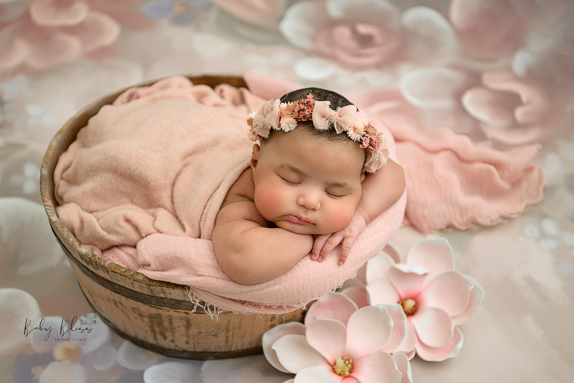 Newborn Photographer in Doha | Luxury Baby Photography Qatar