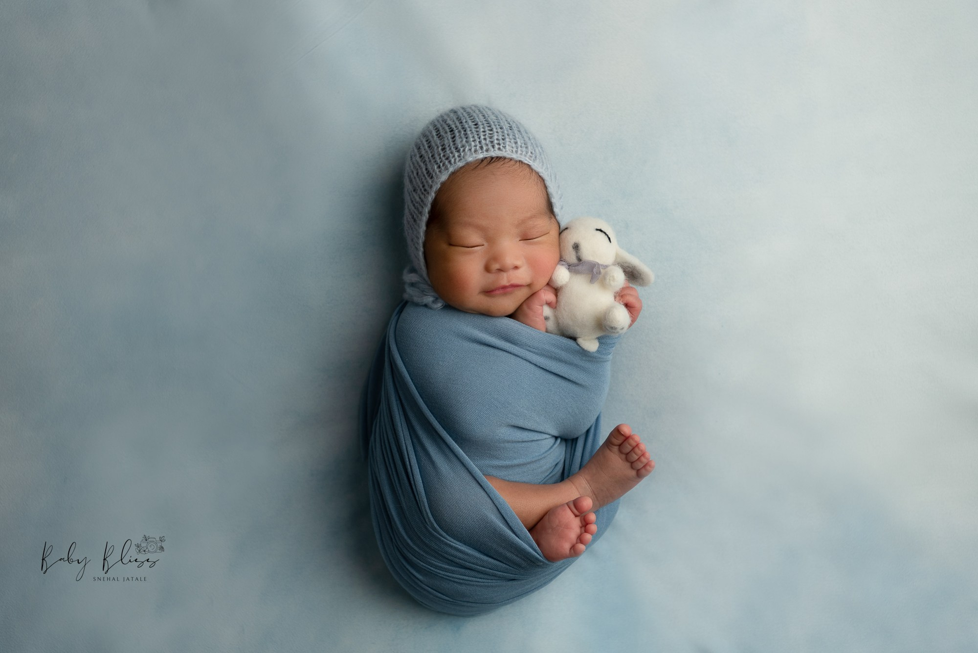 Newborn Photographer in Doha | Luxury Baby Photography Qatar