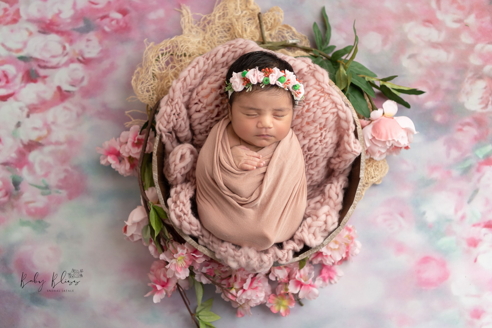 Newborn Photographer in Doha | Luxury Baby Photography Qatar