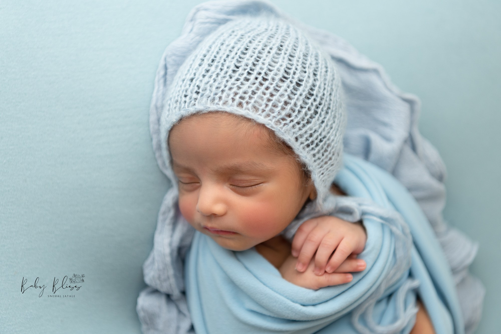 Newborn Photographer in Doha | Luxury Baby Photography Qatar