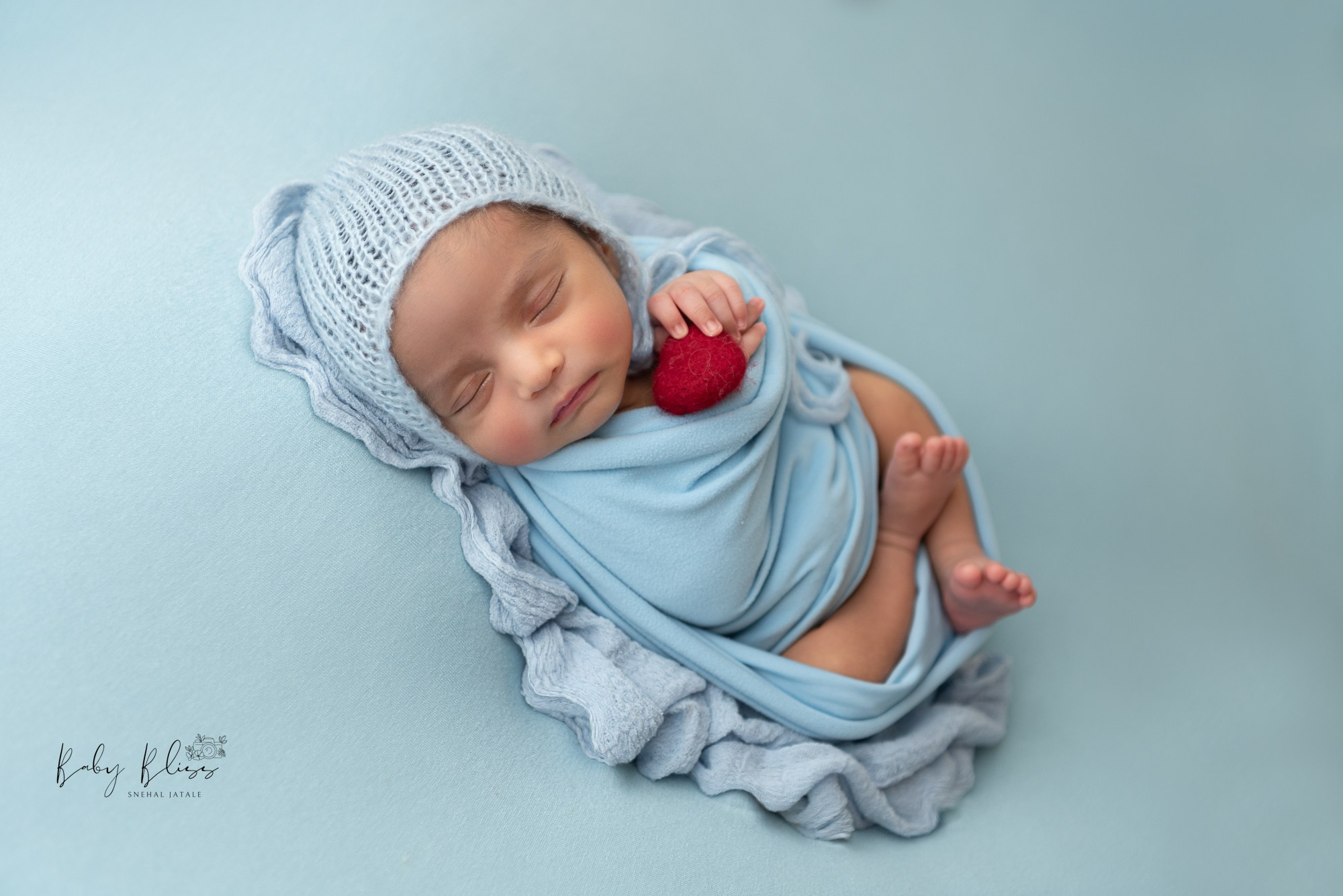 Newborn Photographer in Doha | Luxury Baby Photography Qatar
