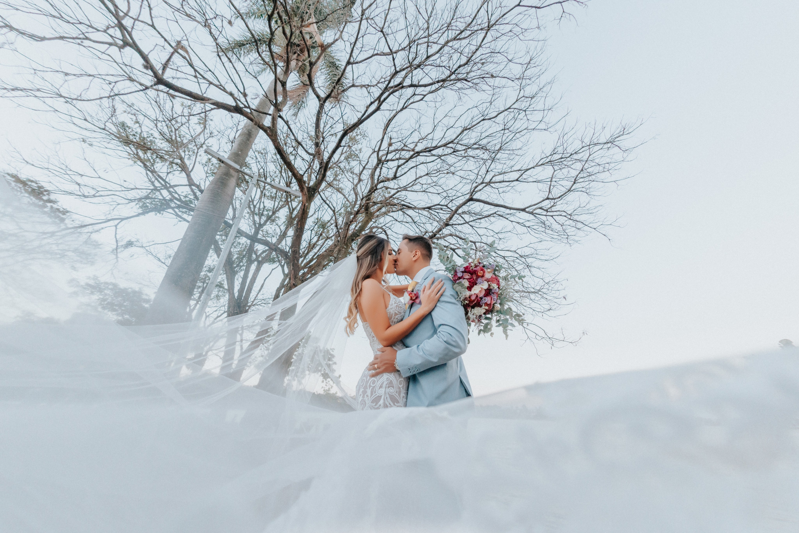 PERFIL. Fotógrafo de Casamento em Belo Horizonte | Emerson Garbini