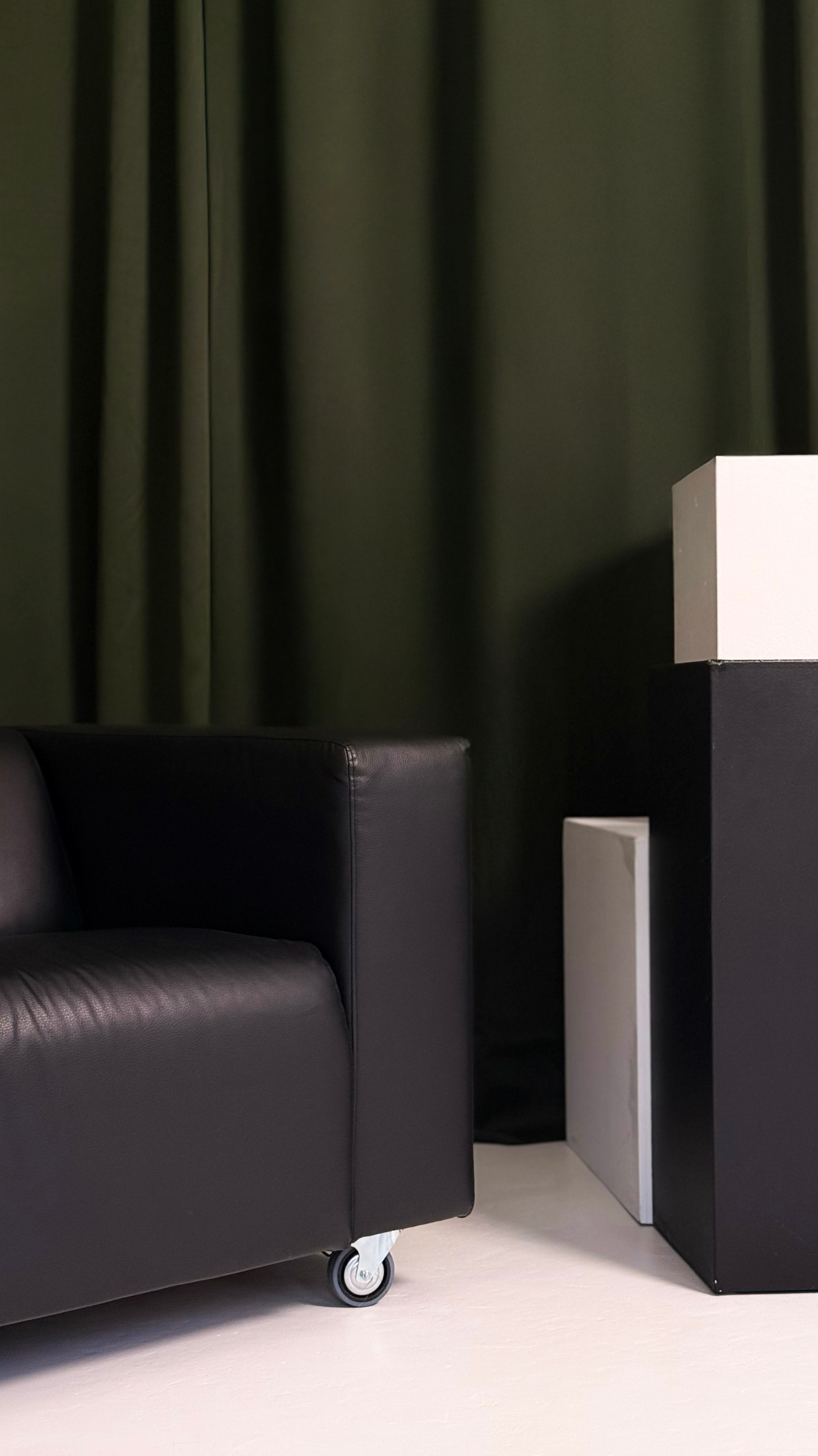 Equipment & Props. Photo studio Aesthetic Space. Rental studio from 1 hour