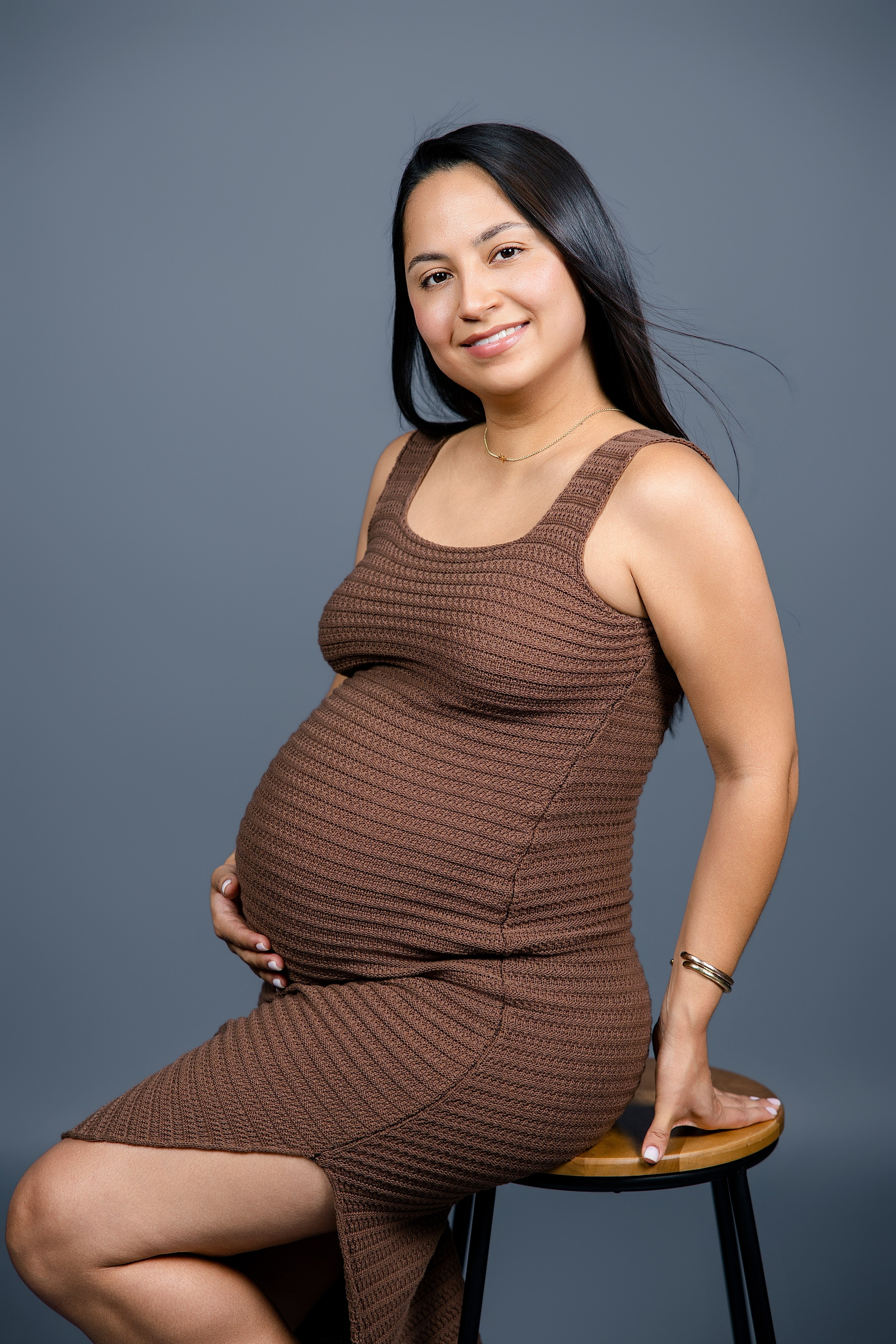Sesiones de Fotografía de Embarazo - Newborn - Lactancia en Madrid - Rainbox. Rainbox Estudio de Fotografía
