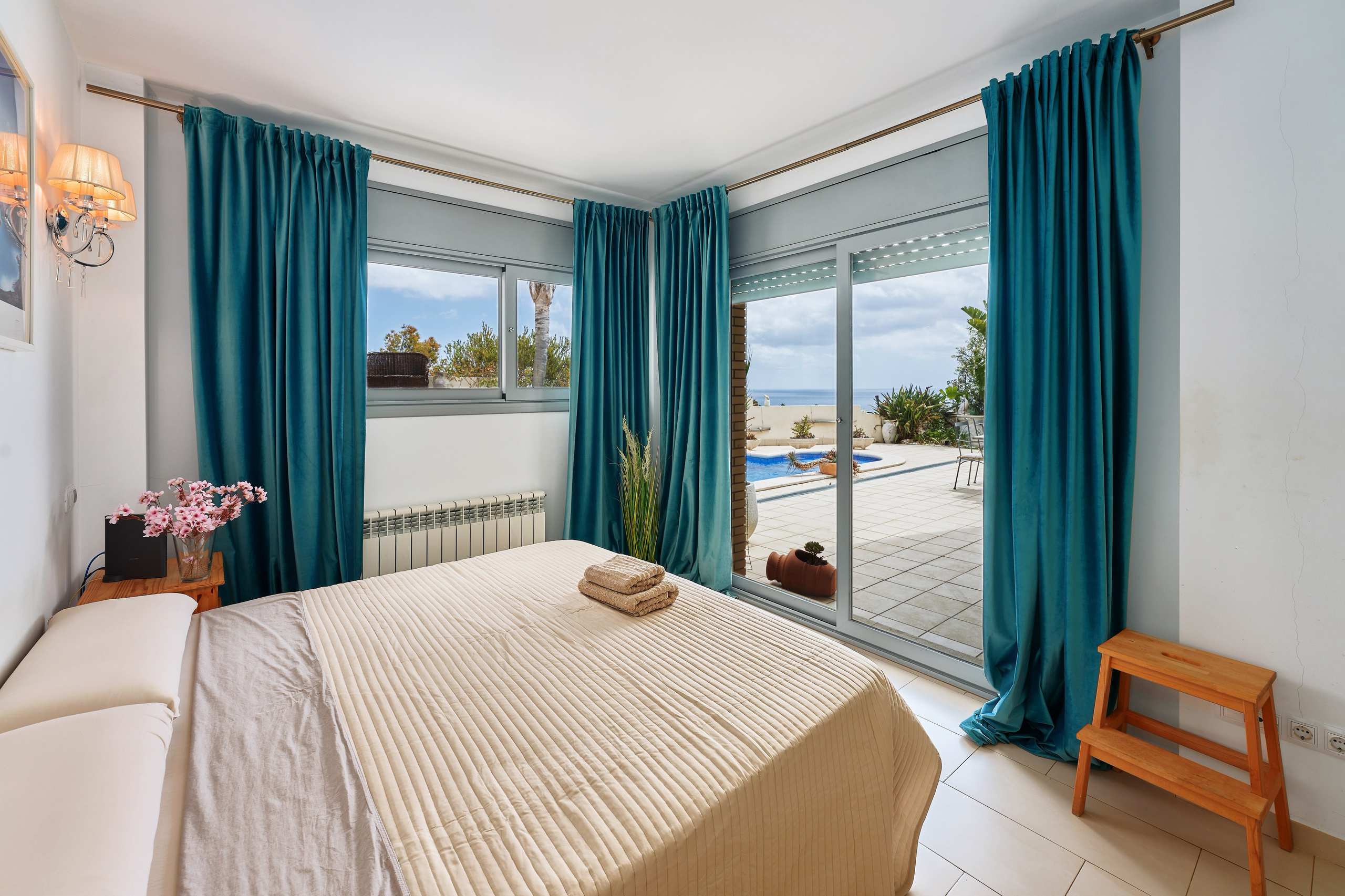 Property. Photographer @ Studio | Barcelona — Svyatoslav Usmyal