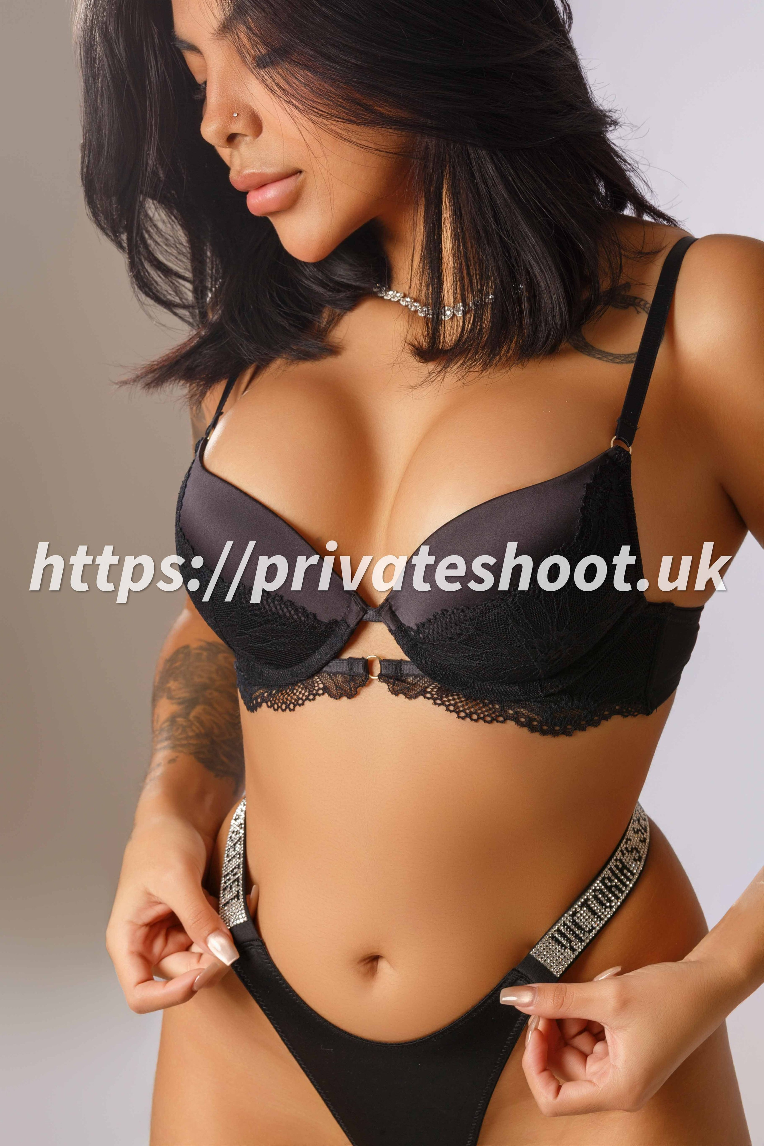 Private Studio. Ensaio Sensual em Londres | Private Shoot