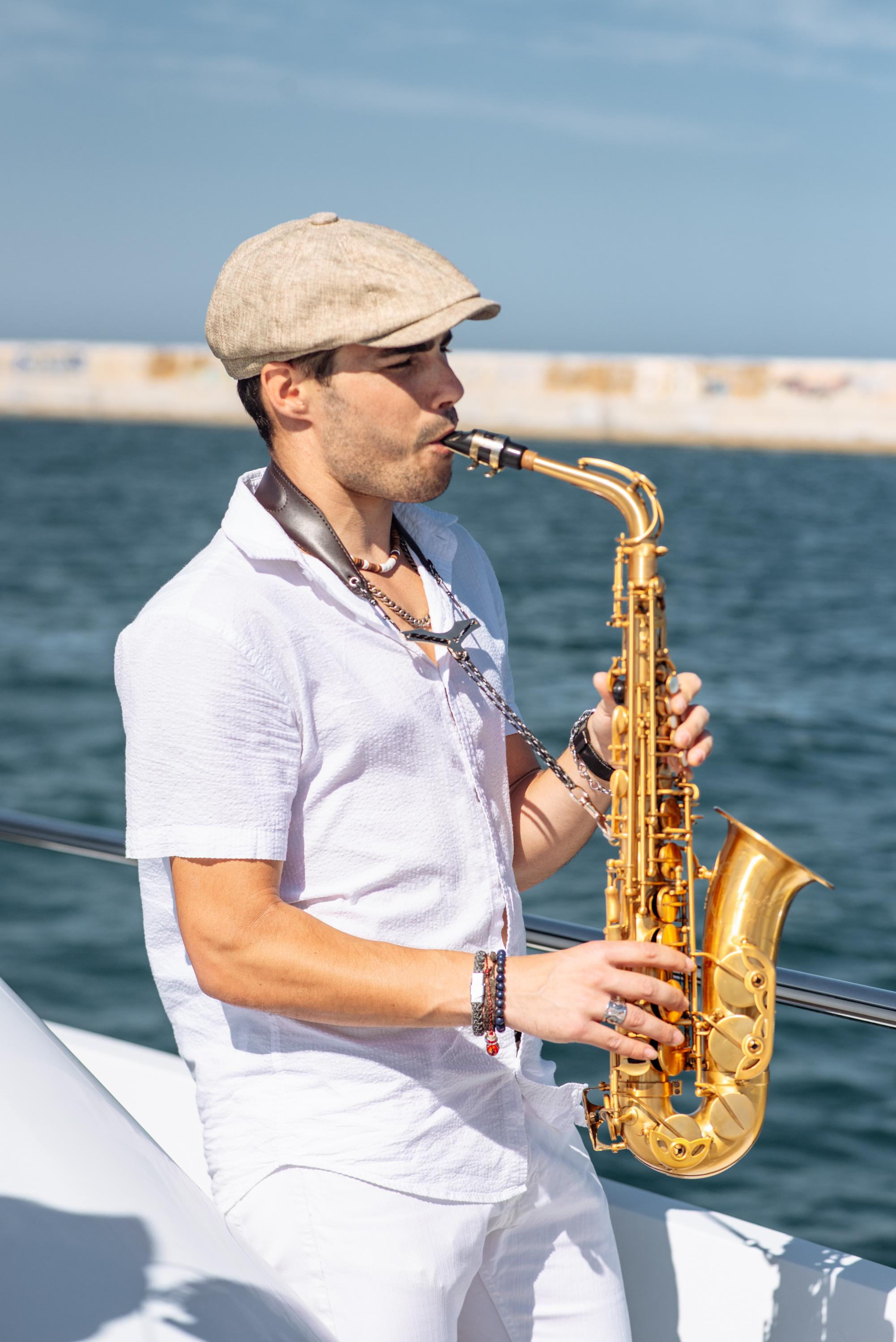 Natalia & Eugeniy. Professional photography services in Barcelona by Ekaterina Gasanova