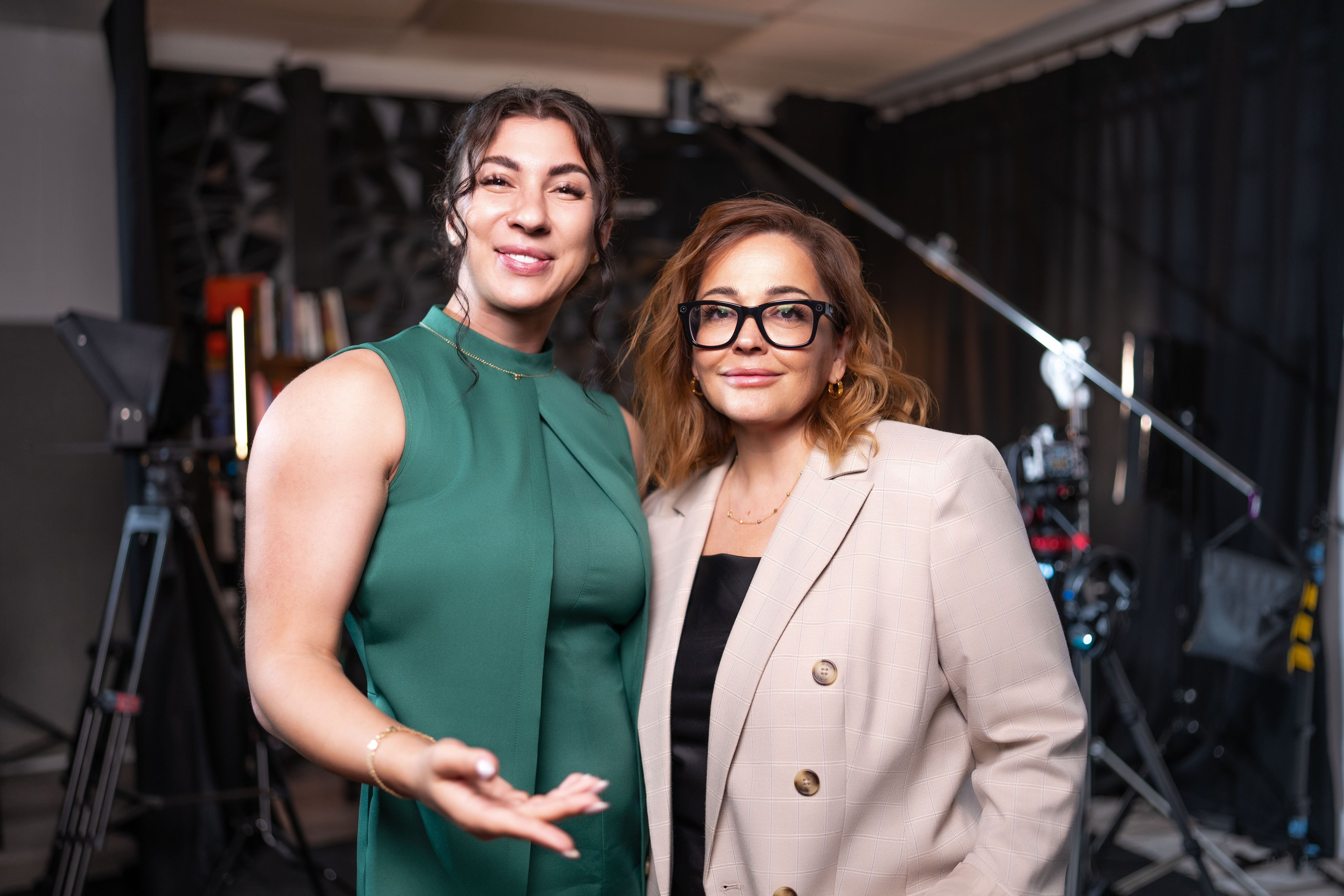 Как помочь дочери добиться успеха и собрать 1 млн подписчиков. ИРА И ЯСЯ. ON THE VIBE OF SUCCESS — A blog about extraordinary people with Kristi