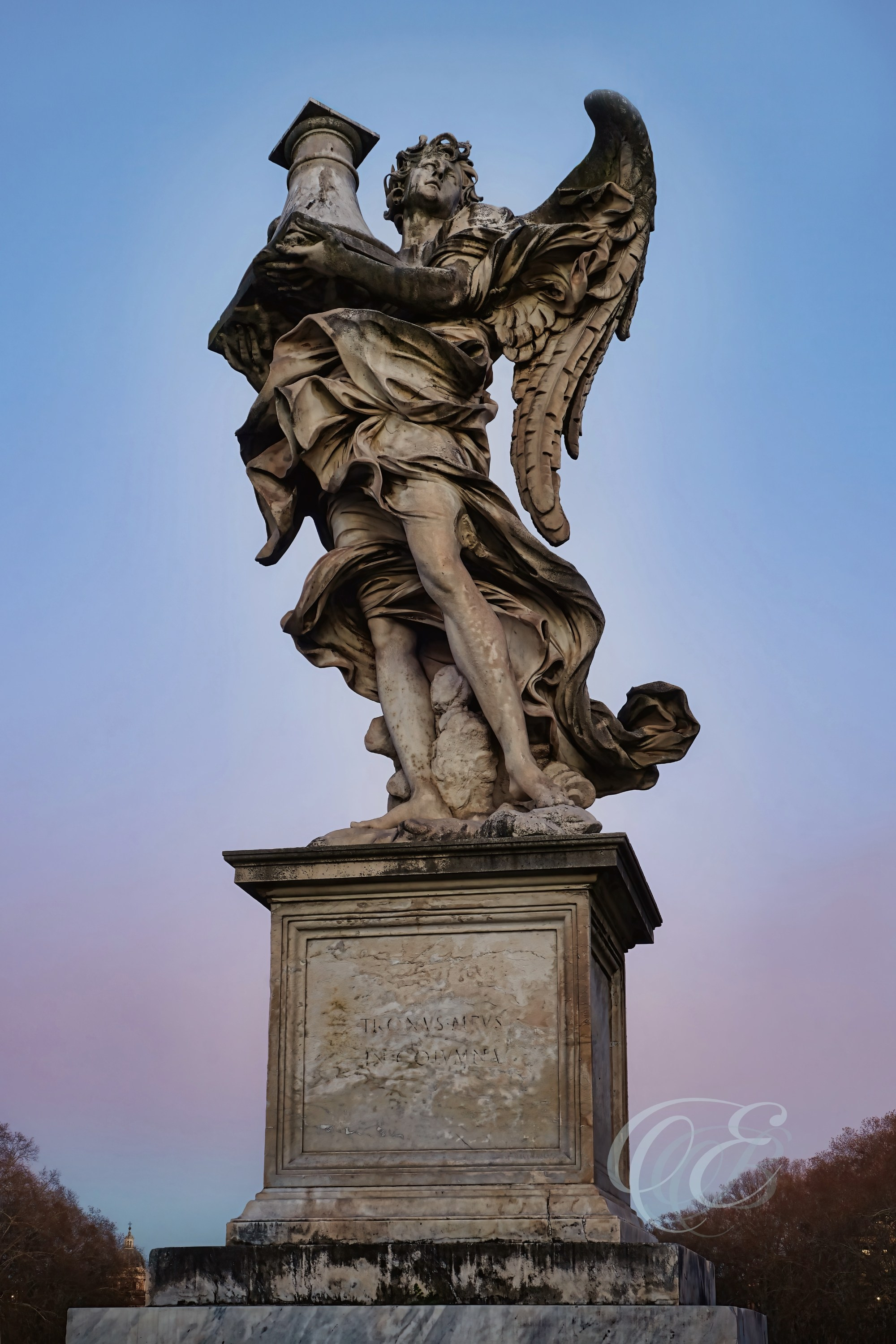 Rome Italy – Ponte Sant'Angelo Angel with the Column majestic – Eduardo Bartoli Fine Art Photography – Fine art photograph of the majestic Angel with the Column statue on Rome’s Ponte Sant’Angelo by Eduardo Bartoli.