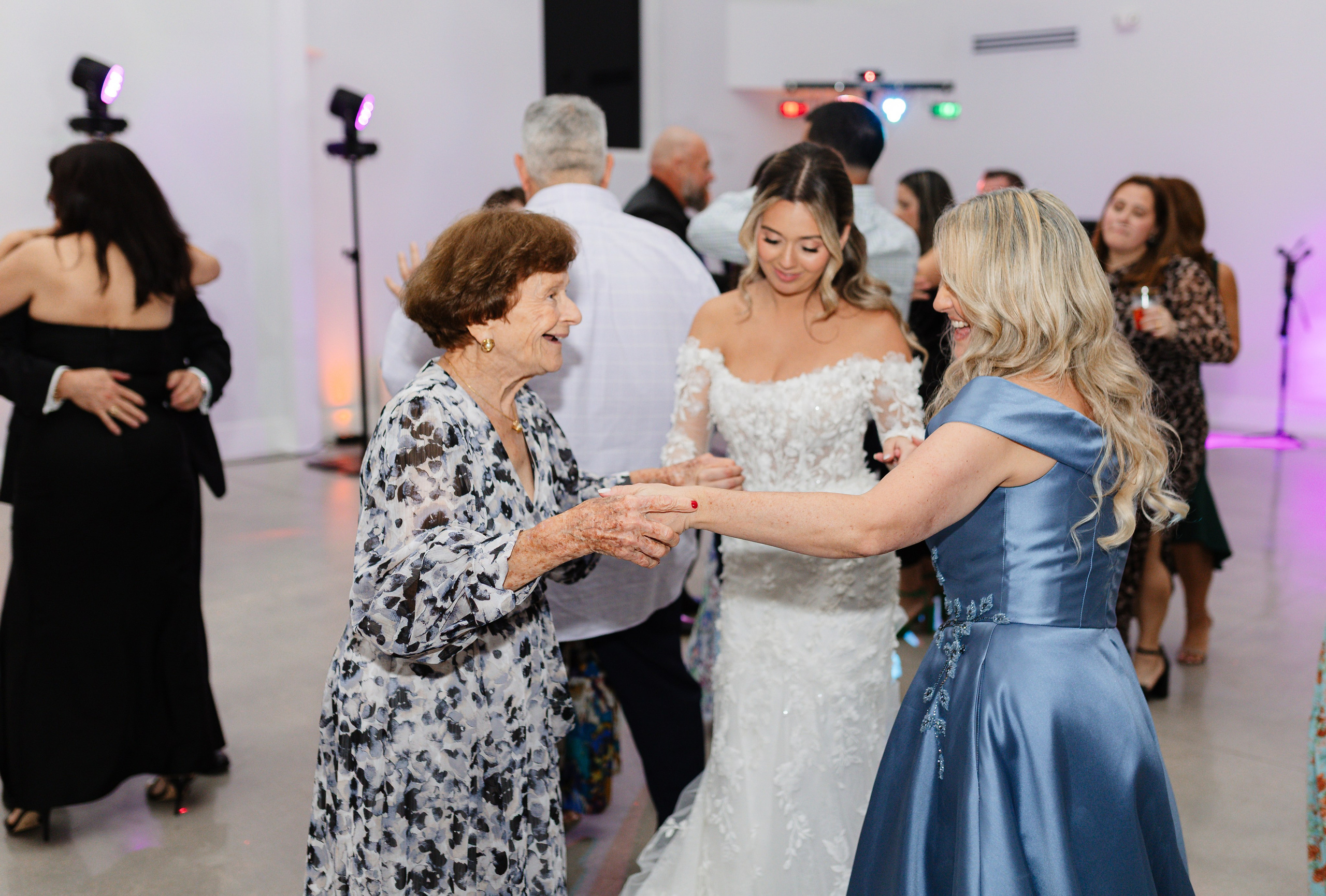 MELANIE & MICHAEL. YES I DO PRODUCTION — Wedding photography&videography