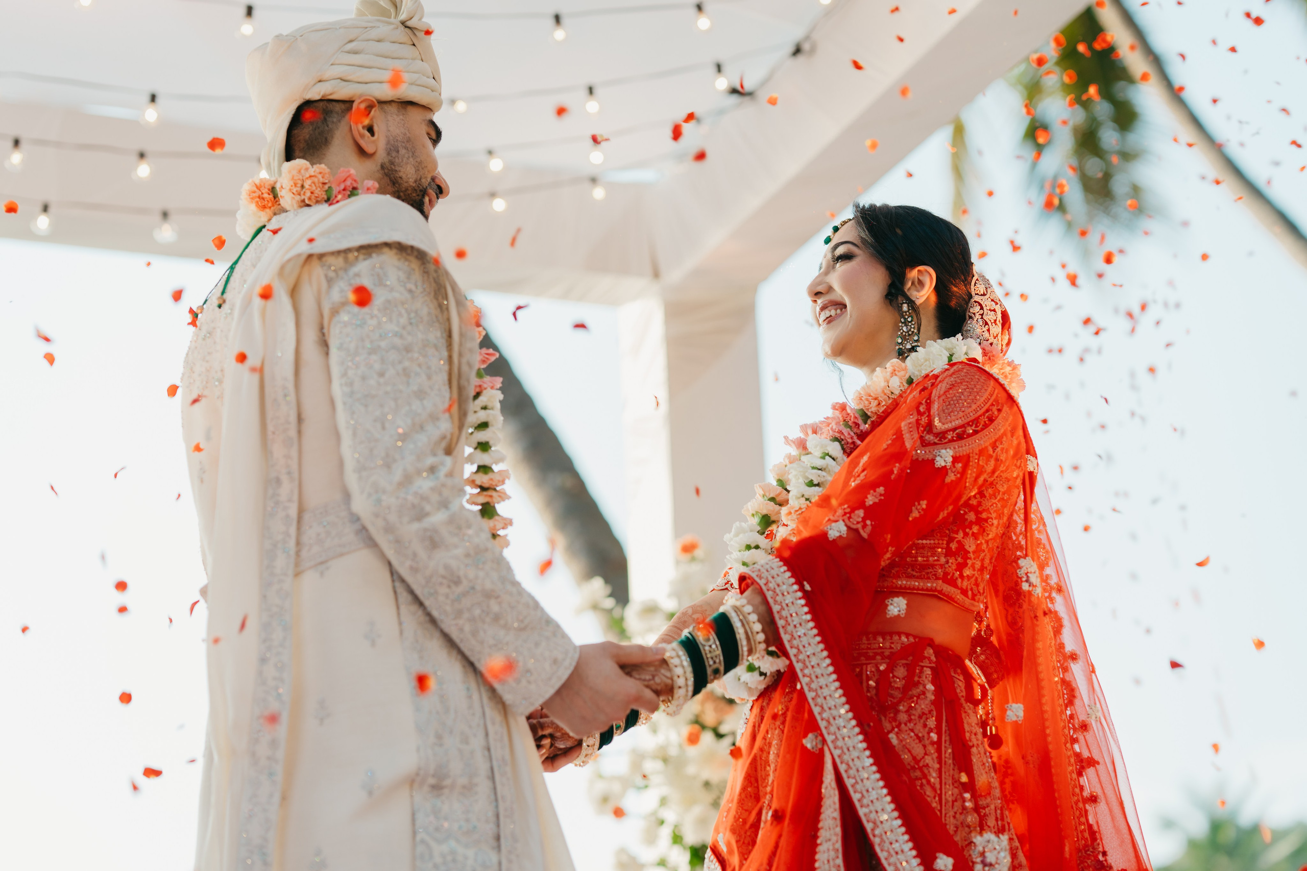 SURYANSH & PALLAVI. Wedding photographer Sijo chacko